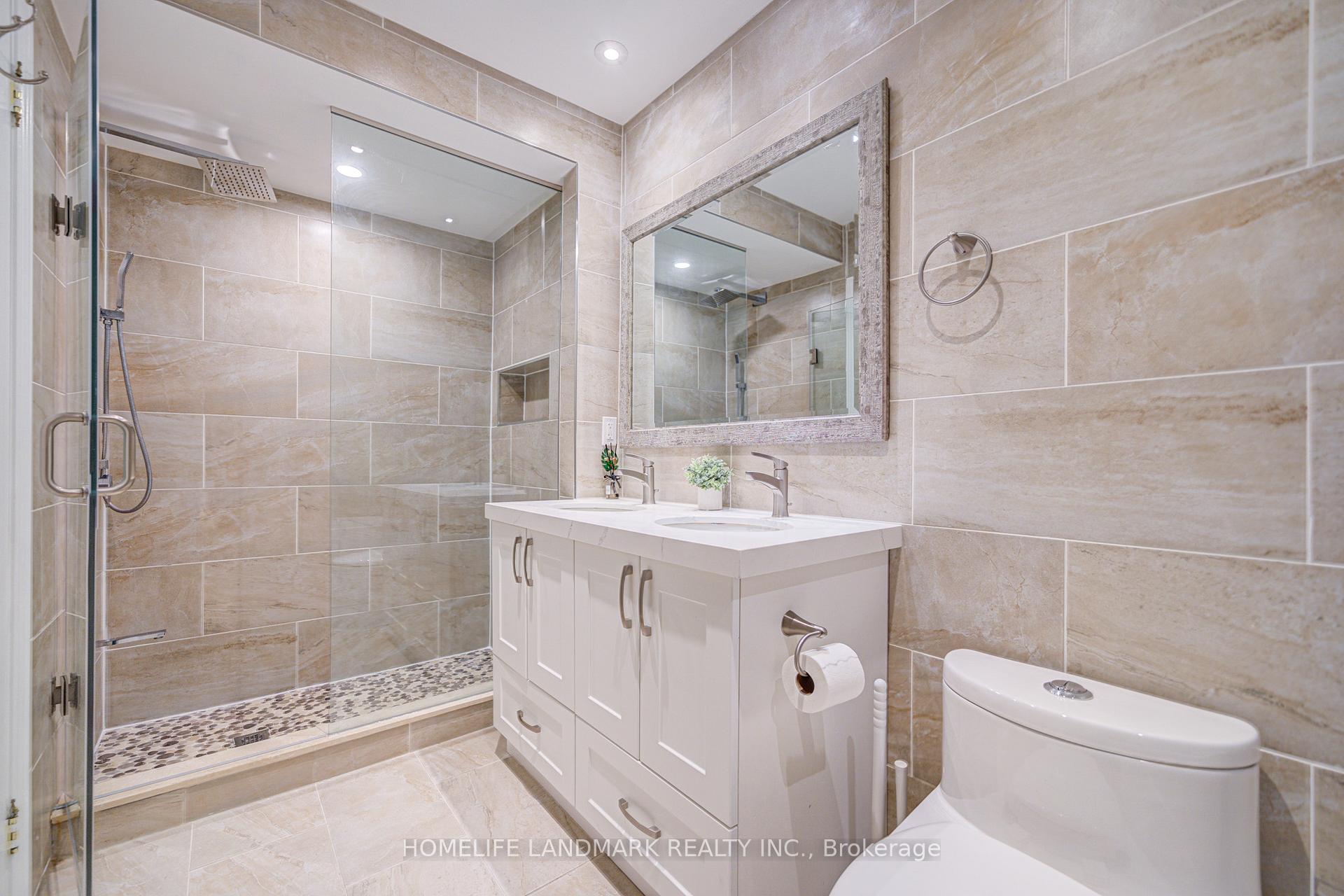 Photo 46 of 48 Staglin Court, Markham, Cathedraltown — HOMEH