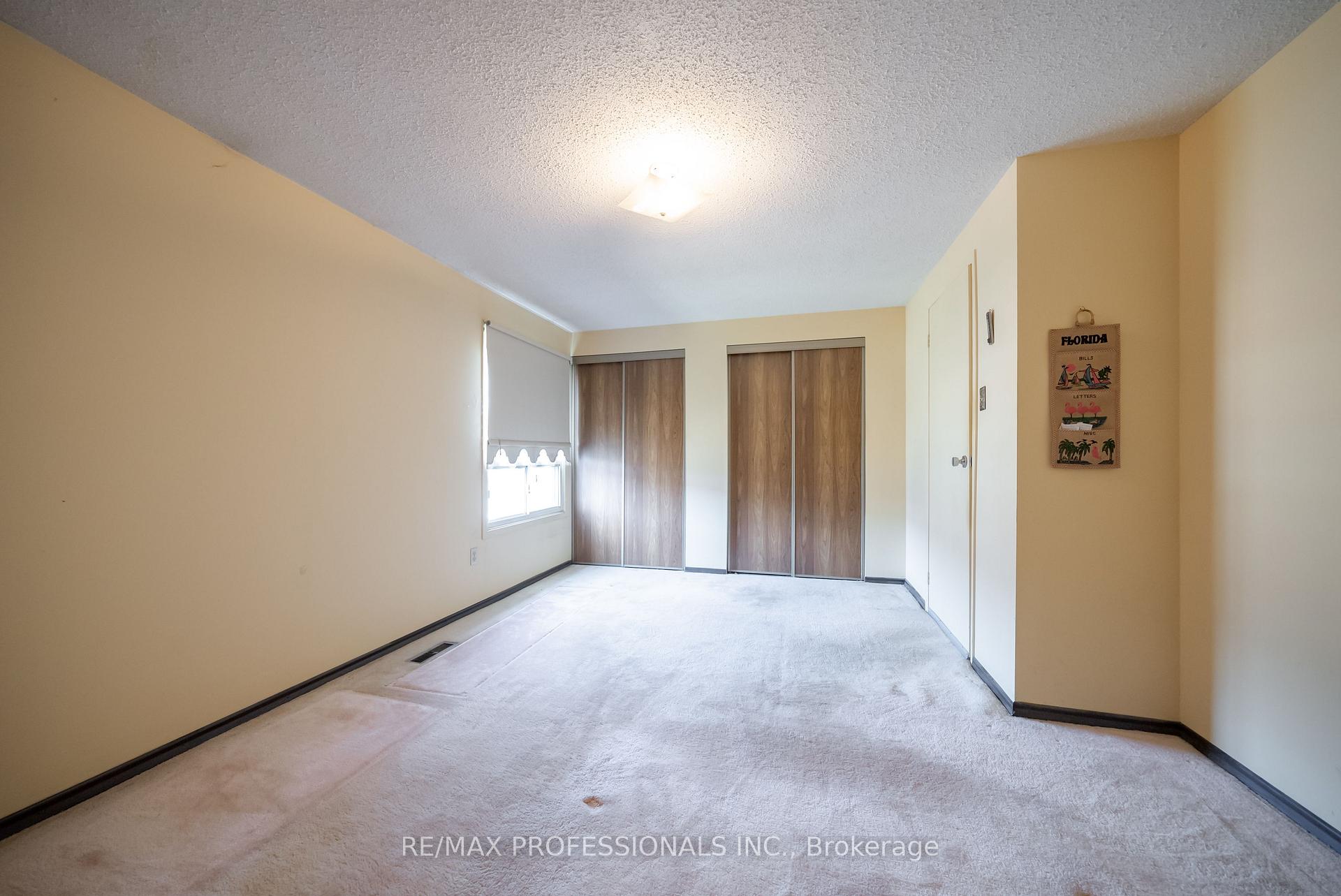 Photo 12 of 80 McClintock Crescent, Vaughan, Lakeview Estates — HOMEH