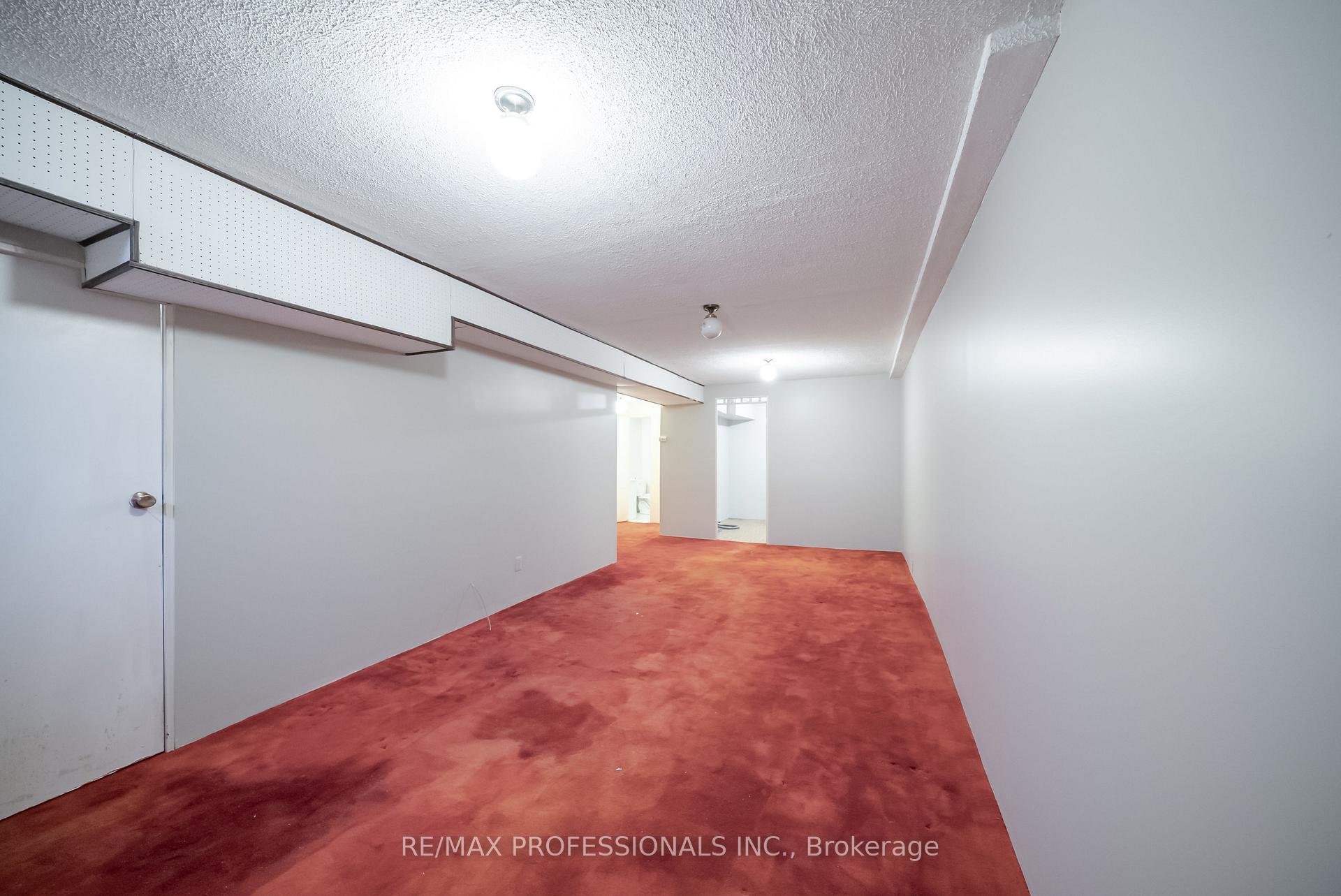 Photo 22 of 80 McClintock Crescent, Vaughan, Lakeview Estates — HOMEH