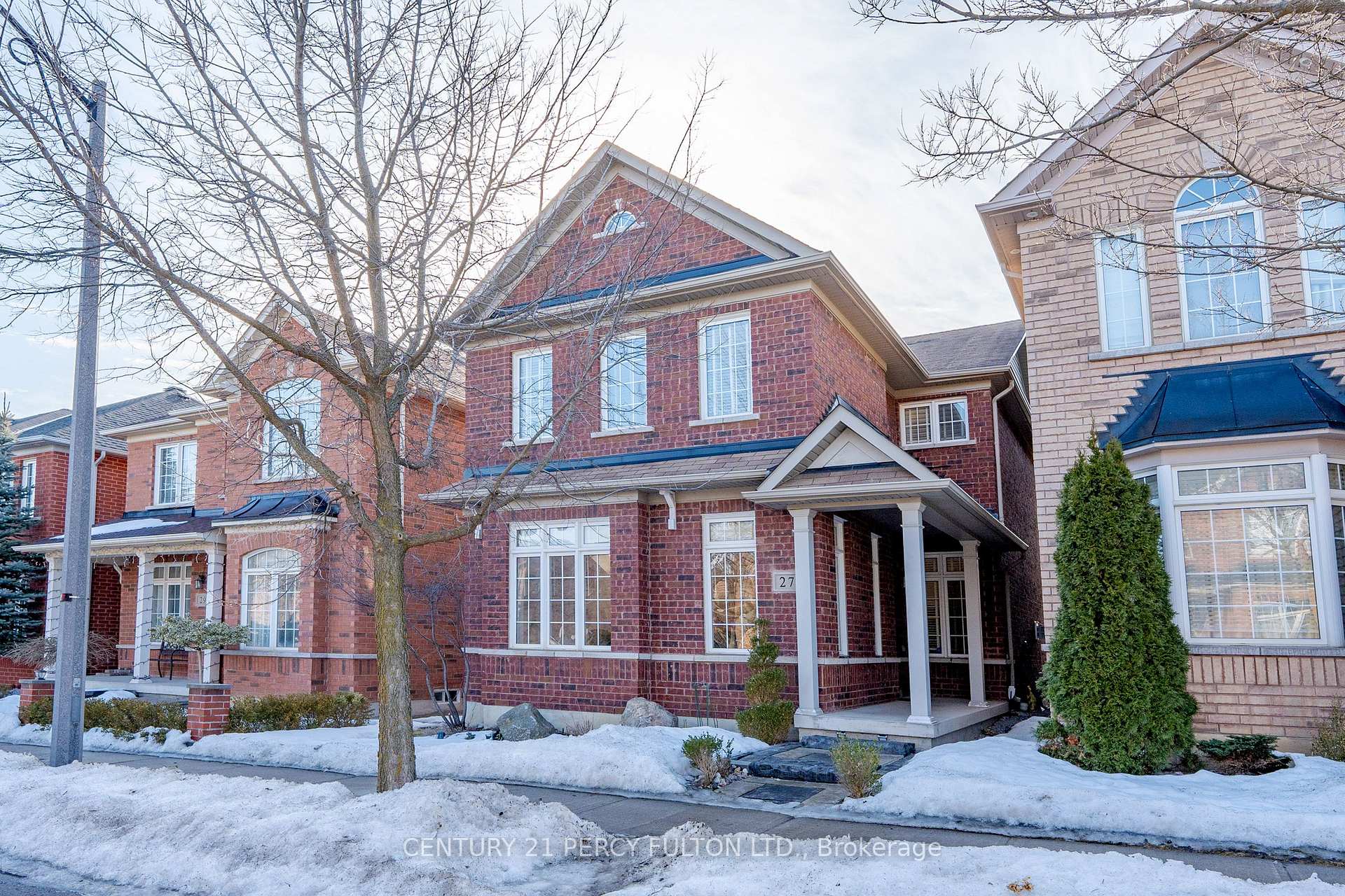 Photo 2 of 27 Pinecliff Avenue, Markham, Cornell — HOMEH