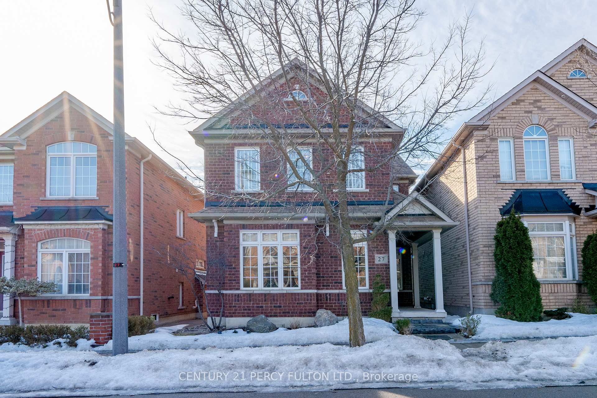 Photo 3 of 27 Pinecliff Avenue, Markham, Cornell — HOMEH