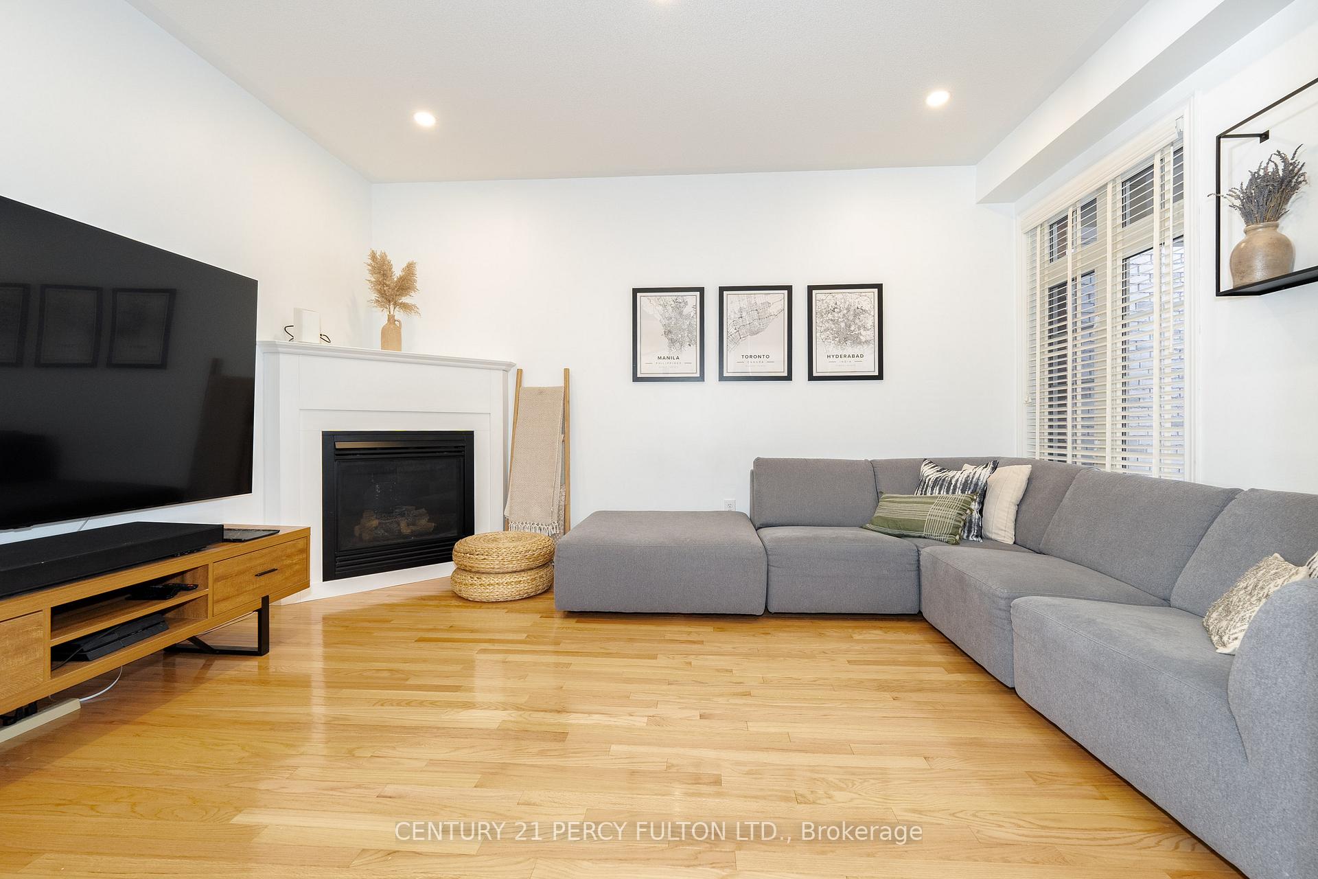 Photo 13 of 27 Pinecliff Avenue, Markham, Cornell — HOMEH