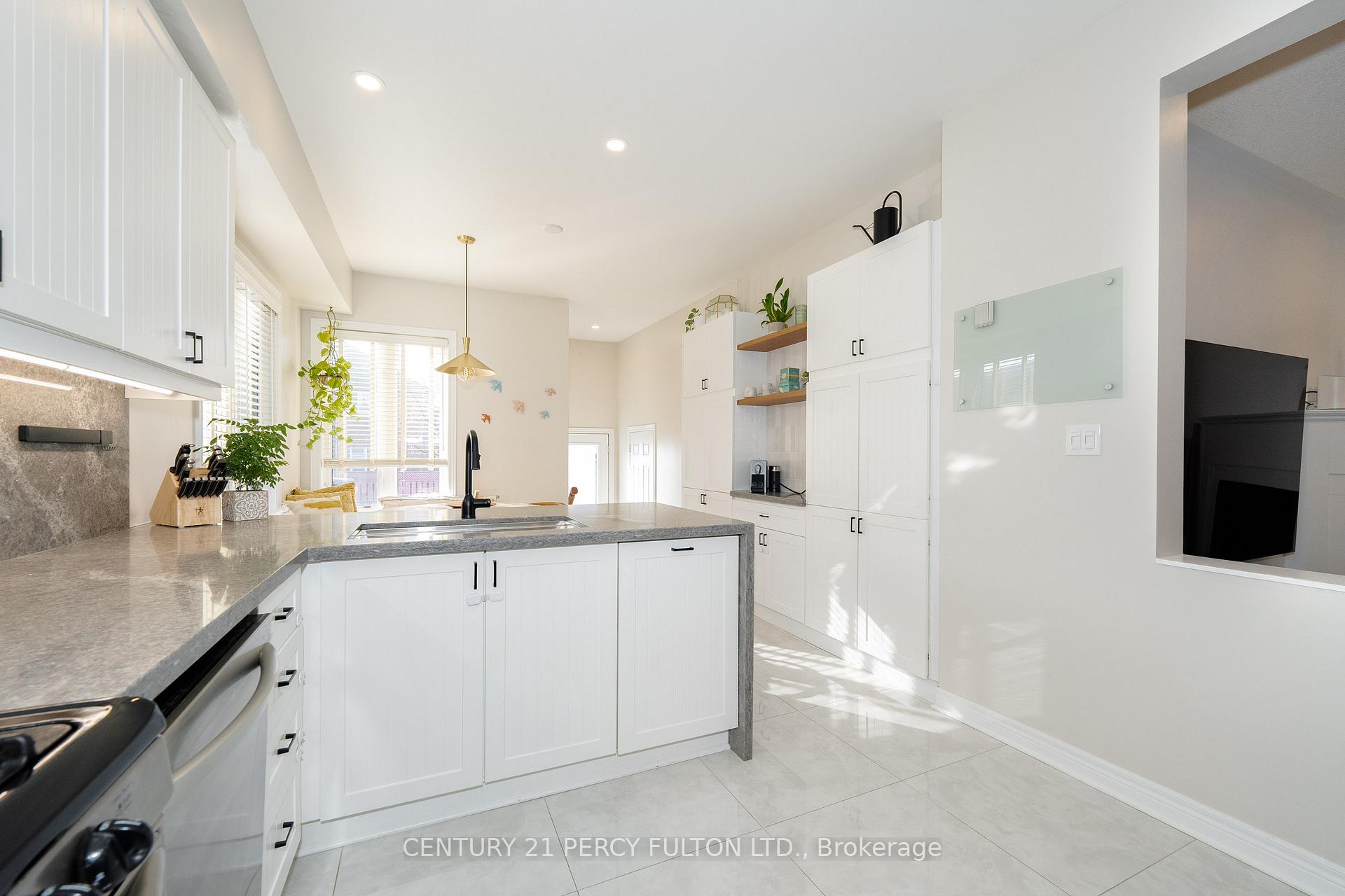 Photo 17 of 27 Pinecliff Avenue, Markham, Cornell — HOMEH
