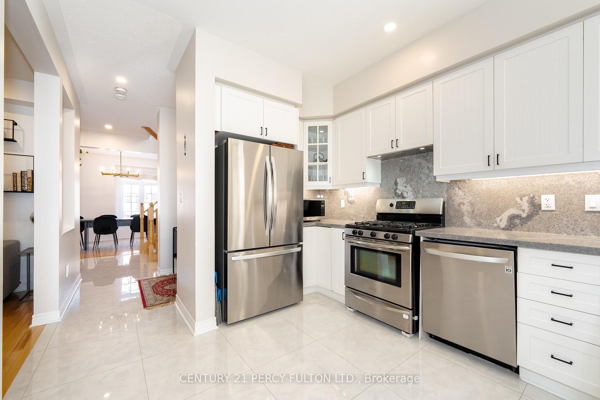 Photo 18 of 27 Pinecliff Avenue, Markham, Cornell — HOMEH