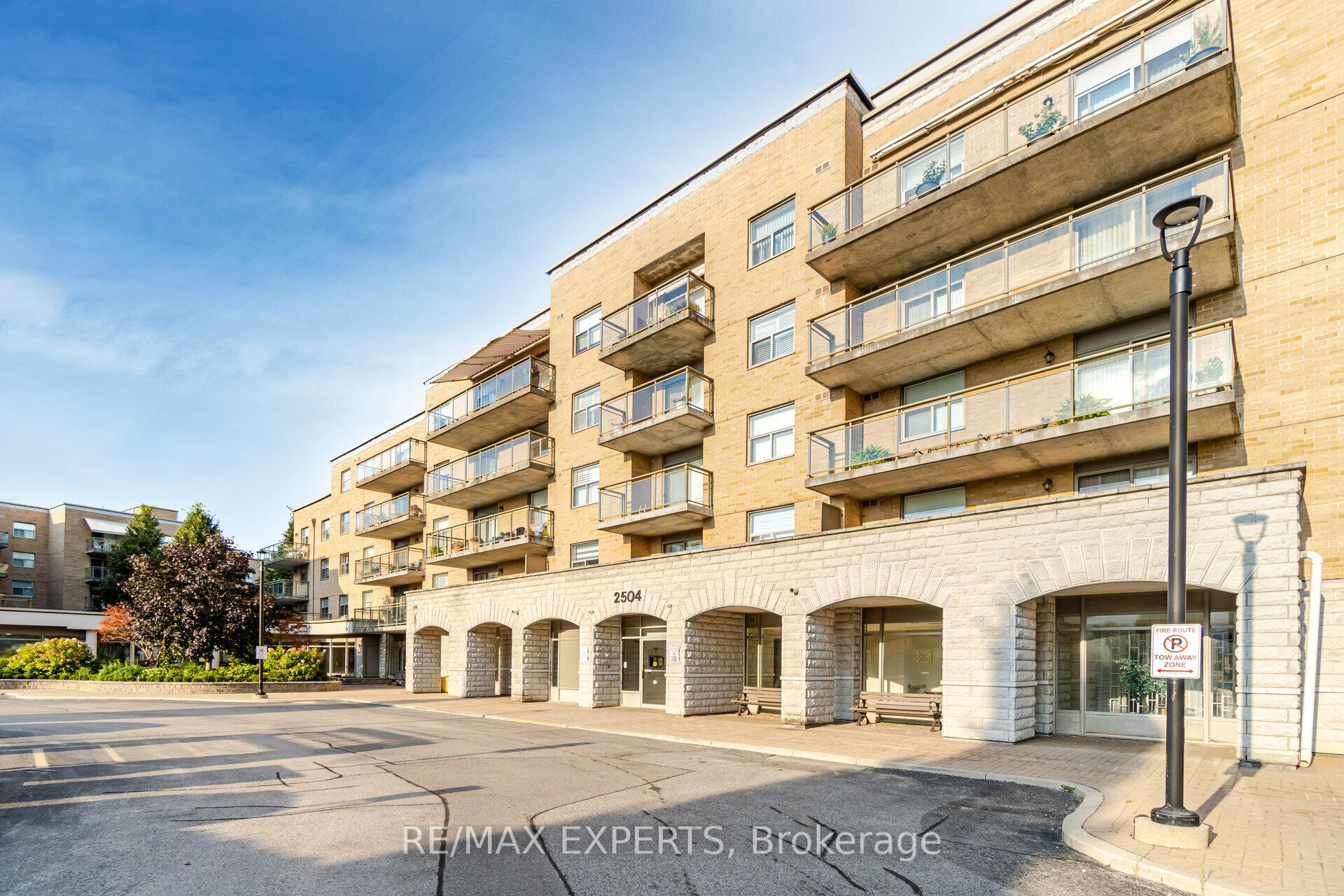 Front of Unit 114, 2504 Rutherford Road