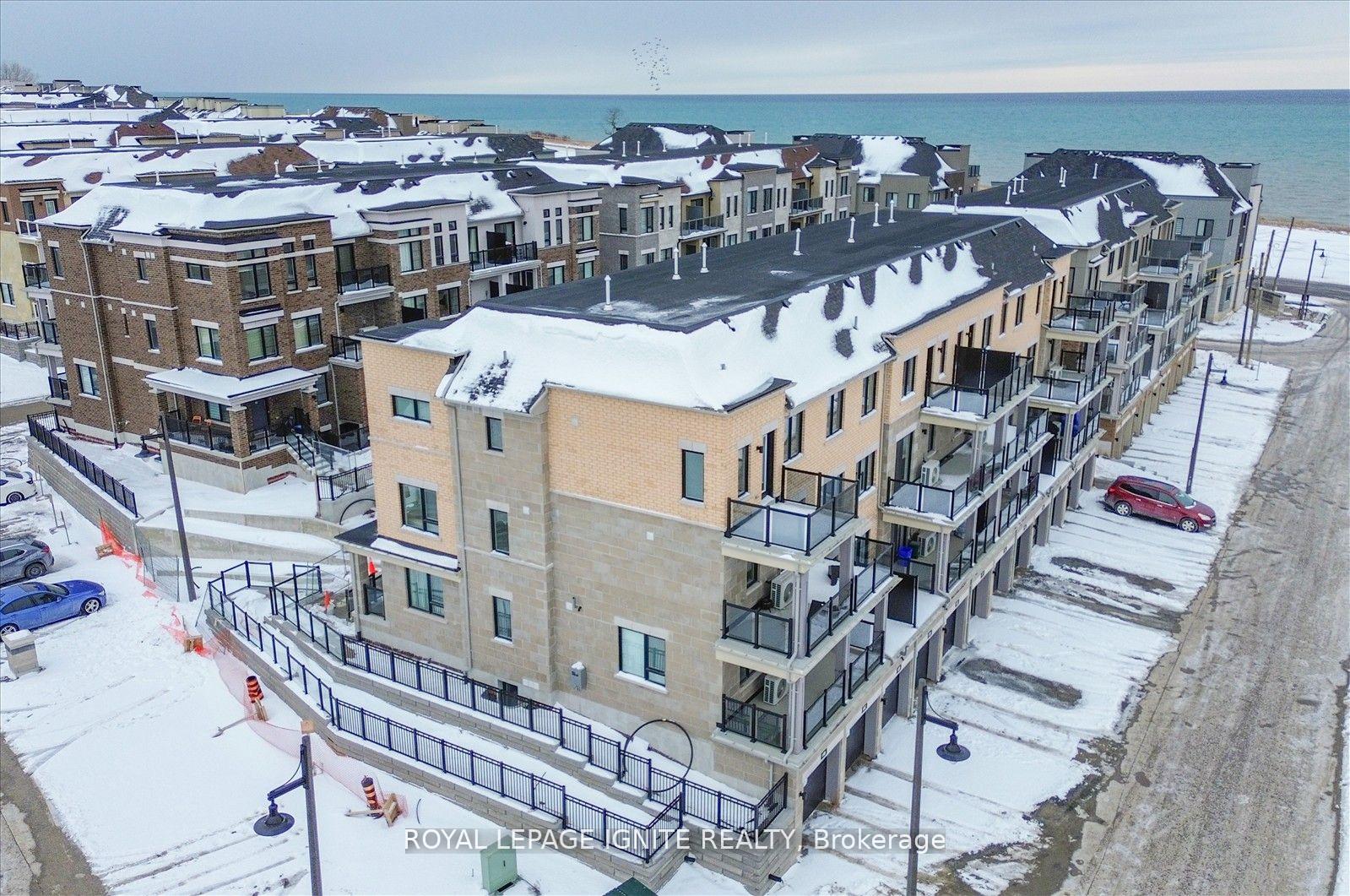 Photo 4 of Unit A, 15 Lookout Drive, Clarington, Bowmanville — HOMEH