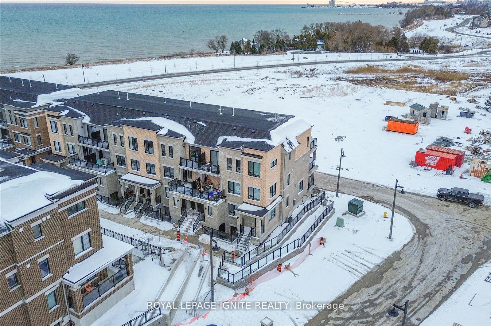 Photo 5 of Unit A, 15 Lookout Drive, Clarington, Bowmanville — HOMEH
