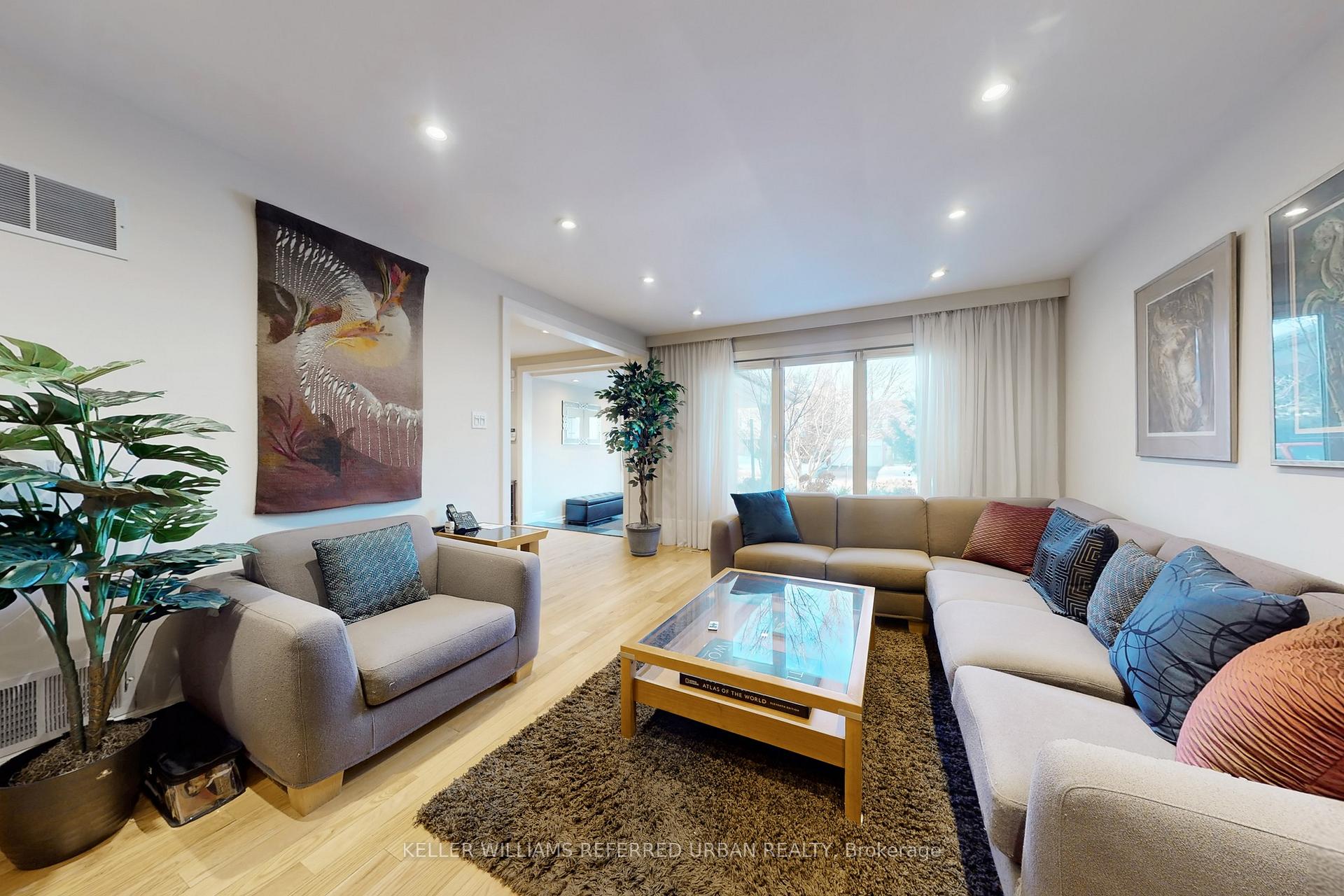 Photo 8 of 145 Simonston Boulevard, Markham, German Mills — HOMEH