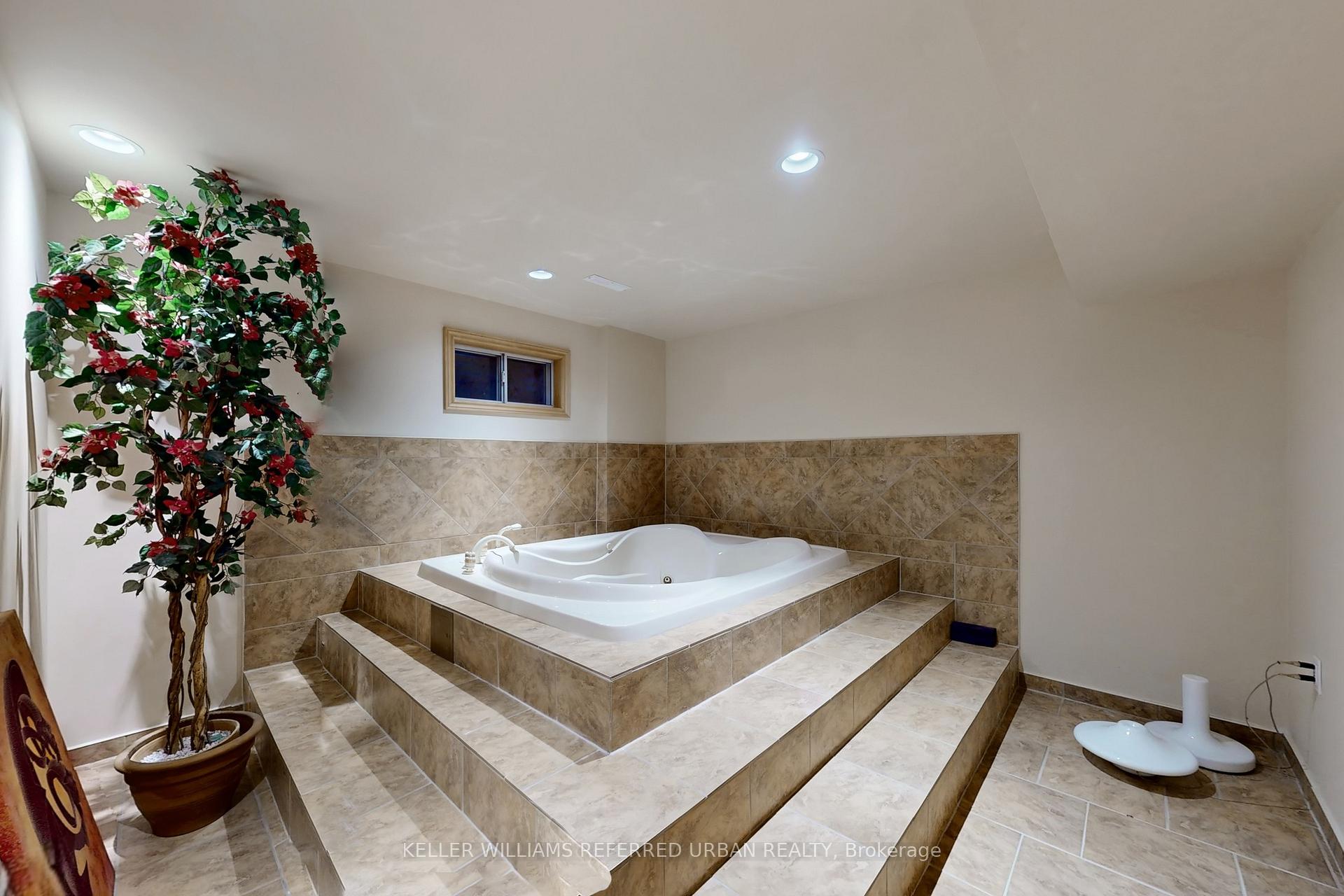 Photo 81 of 145 Simonston Boulevard, Markham, German Mills — HOMEH
