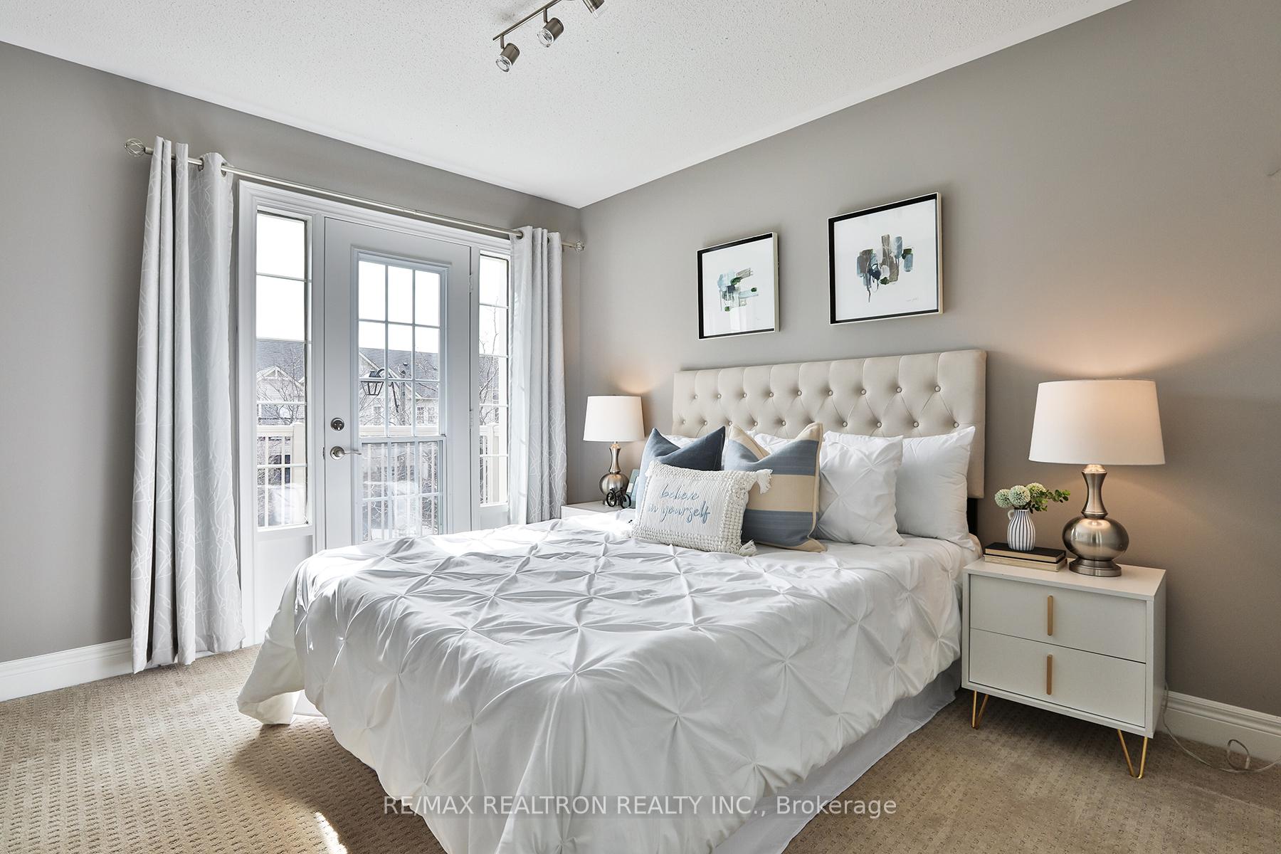 Photo 20 of 12 Stanhope Street, Whitby, Port Whitby — HOMEH