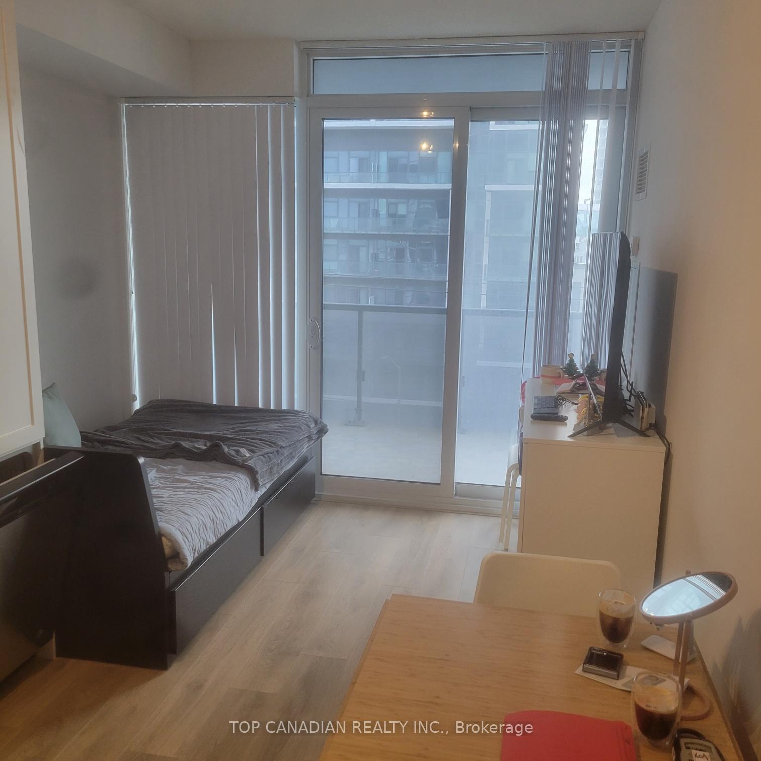 Photo 4 of Unit 609, 7895 Jane Street, Vaughan, Concord — HOMEH