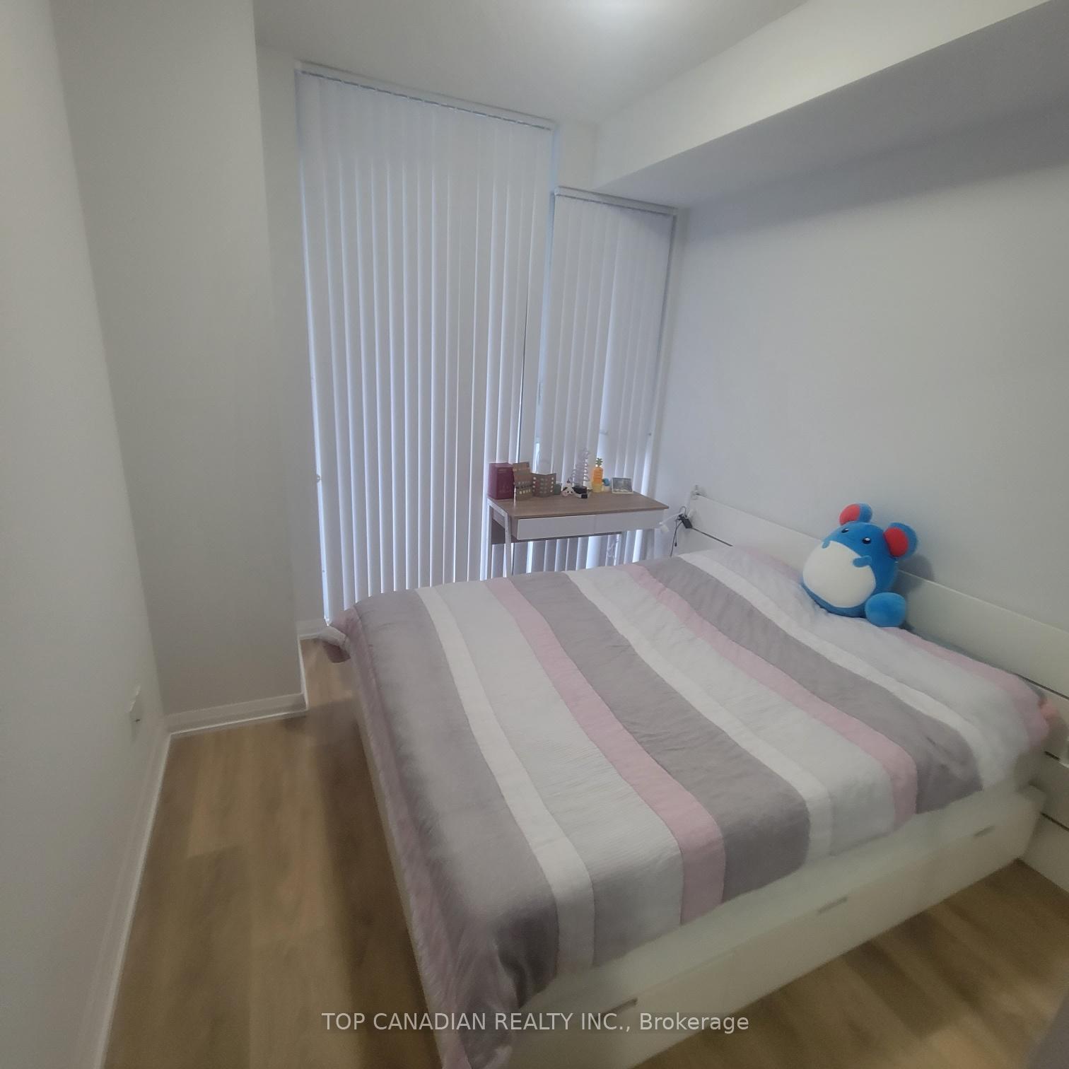 Photo 6 of Unit 609, 7895 Jane Street, Vaughan, Concord — HOMEH
