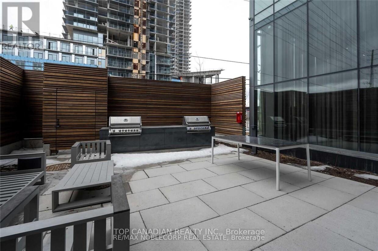 Photo 11 of Unit 609, 7895 Jane Street, Vaughan, Concord — HOMEH
