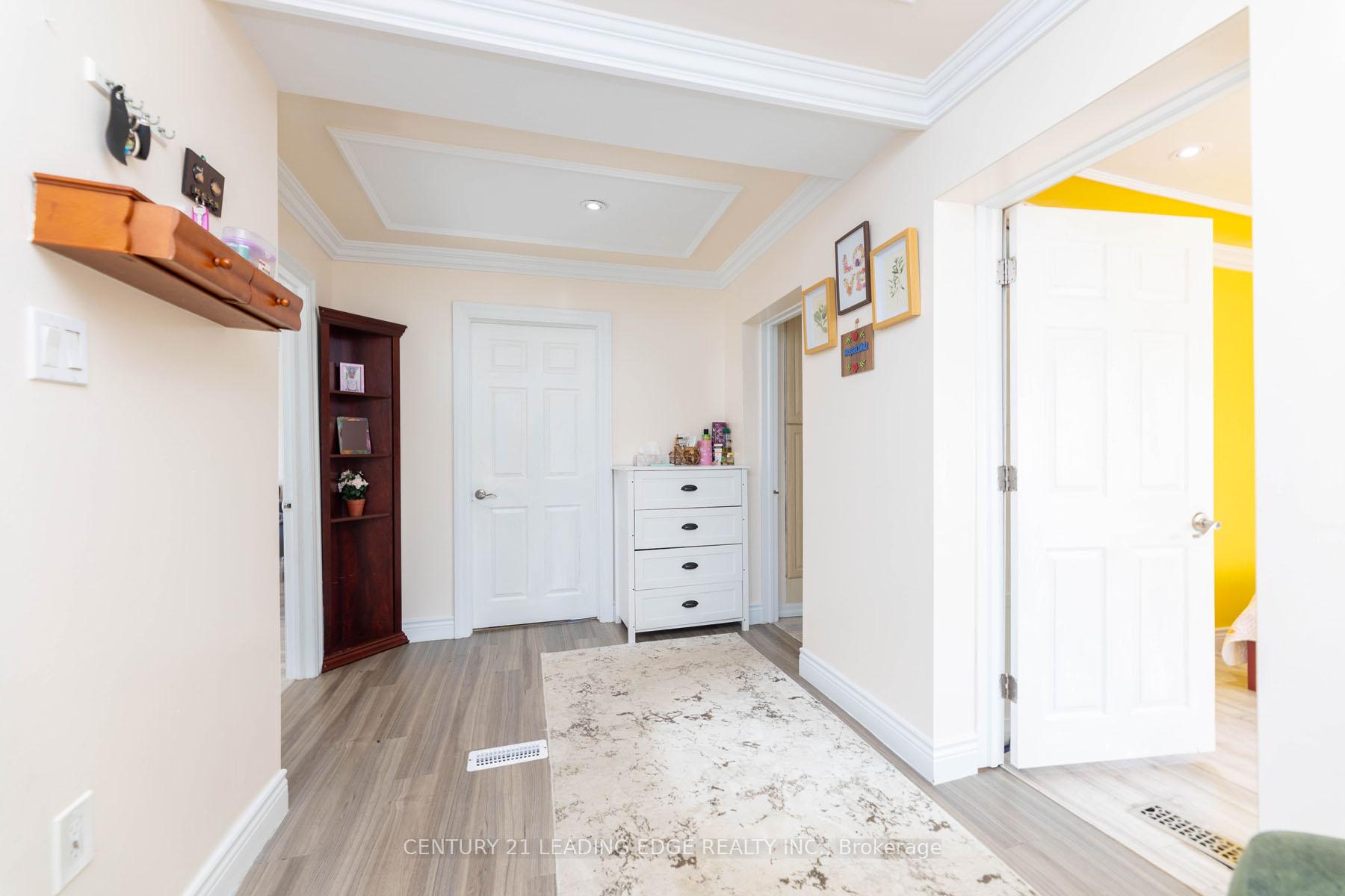 Photo 17 of 12750 Dufferin Street, King, King City — HOMEH