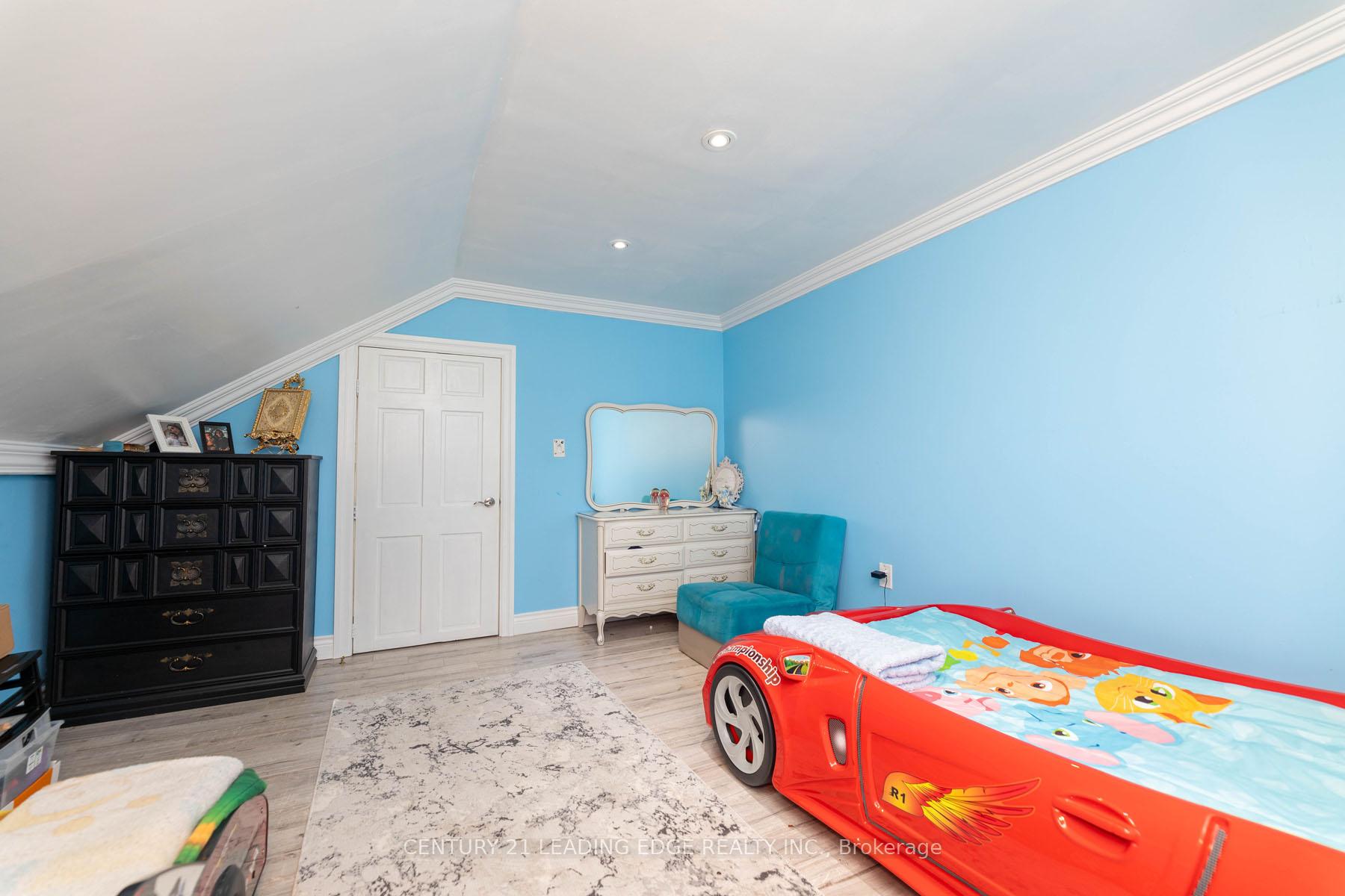 Photo 27 of 12750 Dufferin Street, King, King City — HOMEH