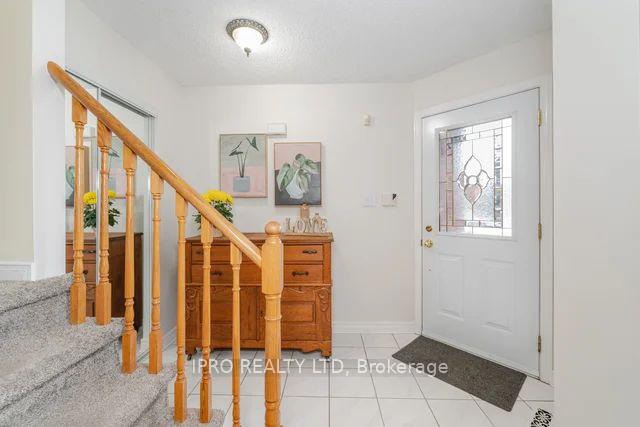 Photo 6 of 117 Ecclestone Drive E, Brampton, Brampton West — HOMEH