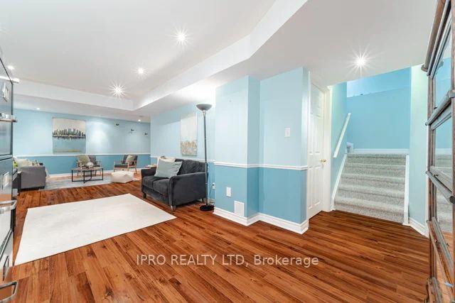 Photo 29 of 117 Ecclestone Drive E, Brampton, Brampton West — HOMEH