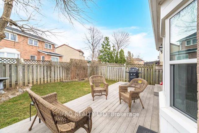 Photo 38 of 117 Ecclestone Drive E, Brampton, Brampton West — HOMEH