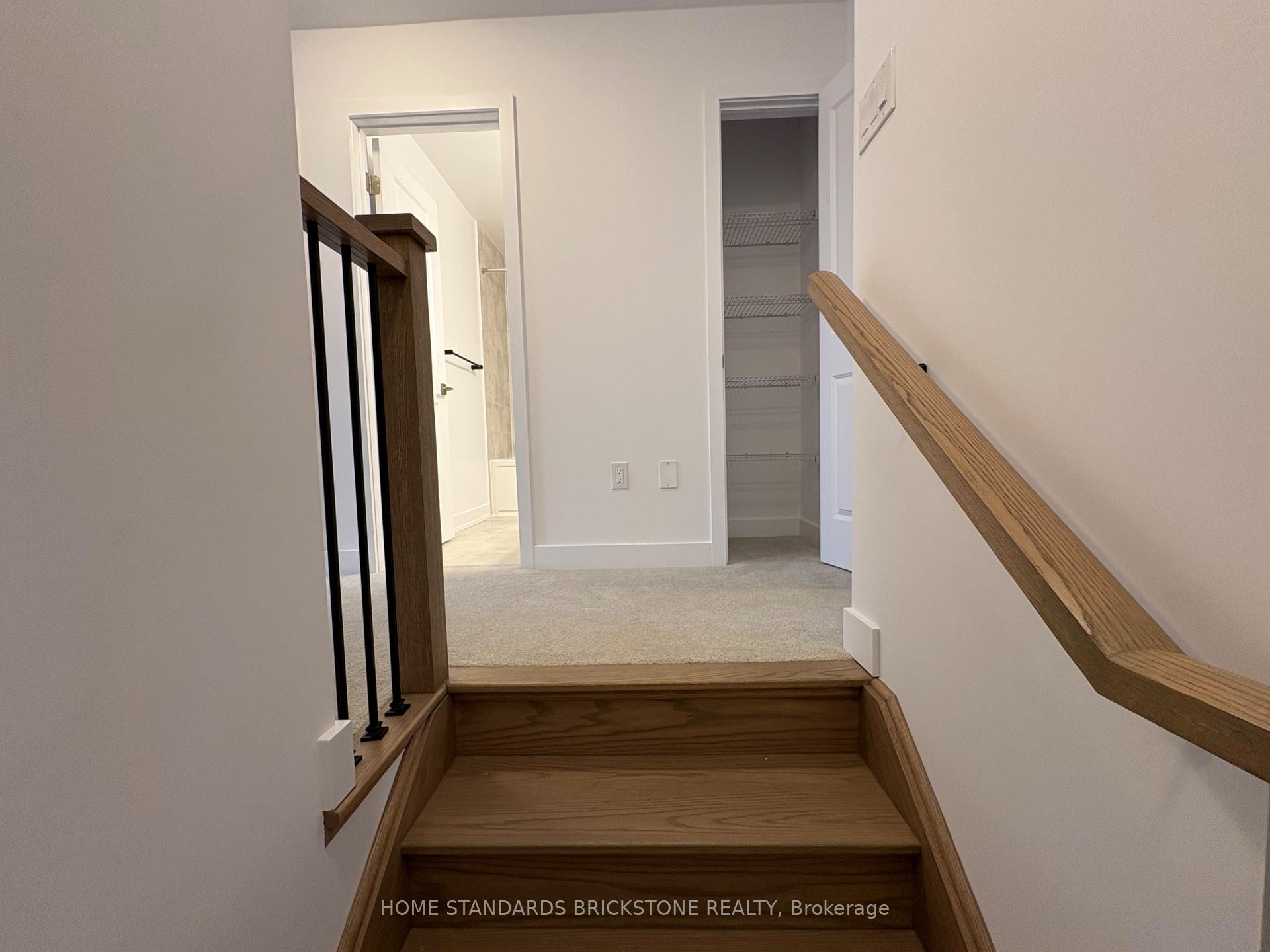 Photo 14 of 57 Gateway Drive, Barrie, Rural Barrie Southeast — HOMEH