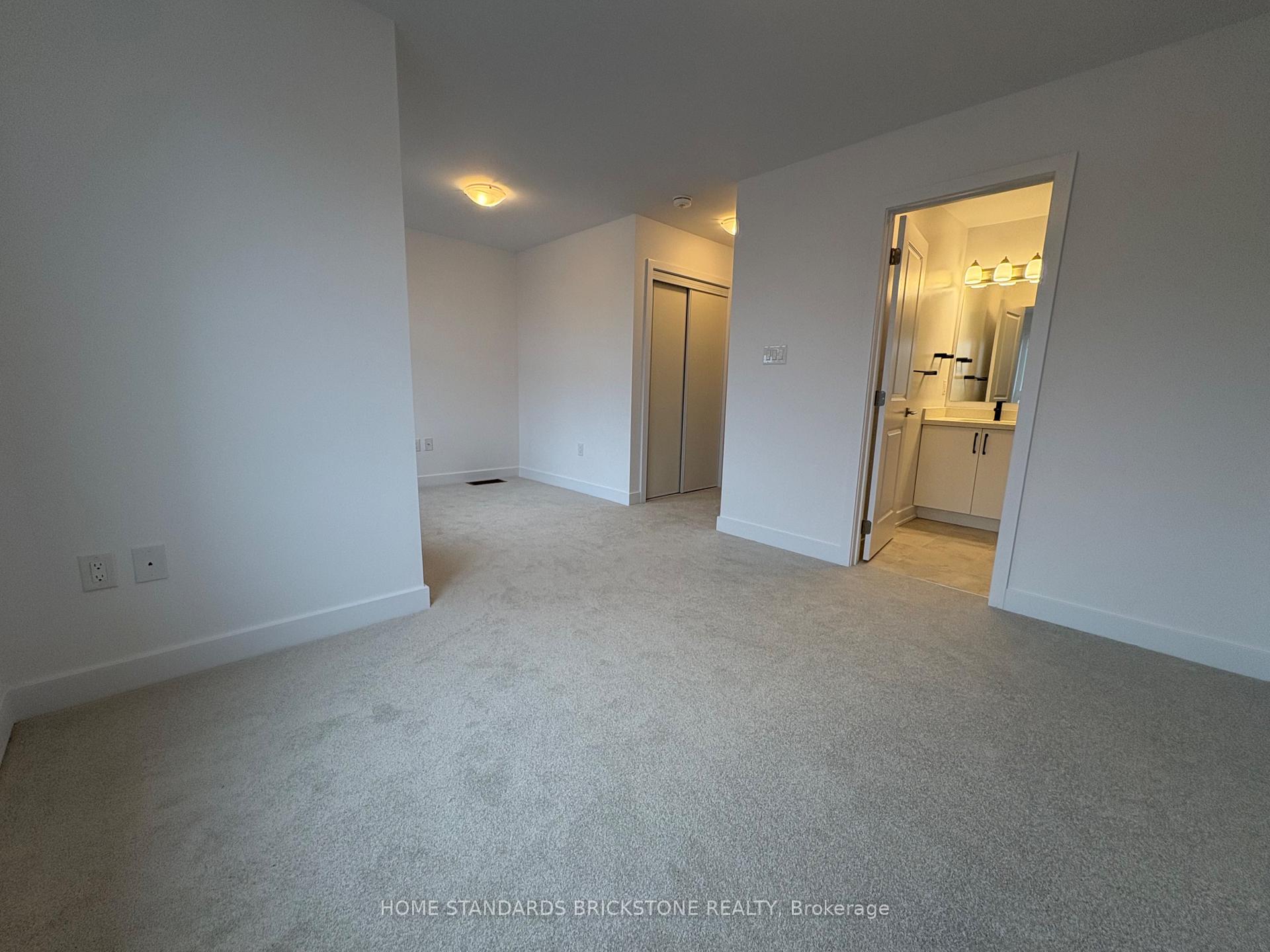 Photo 17 of 57 Gateway Drive, Barrie, Rural Barrie Southeast — HOMEH