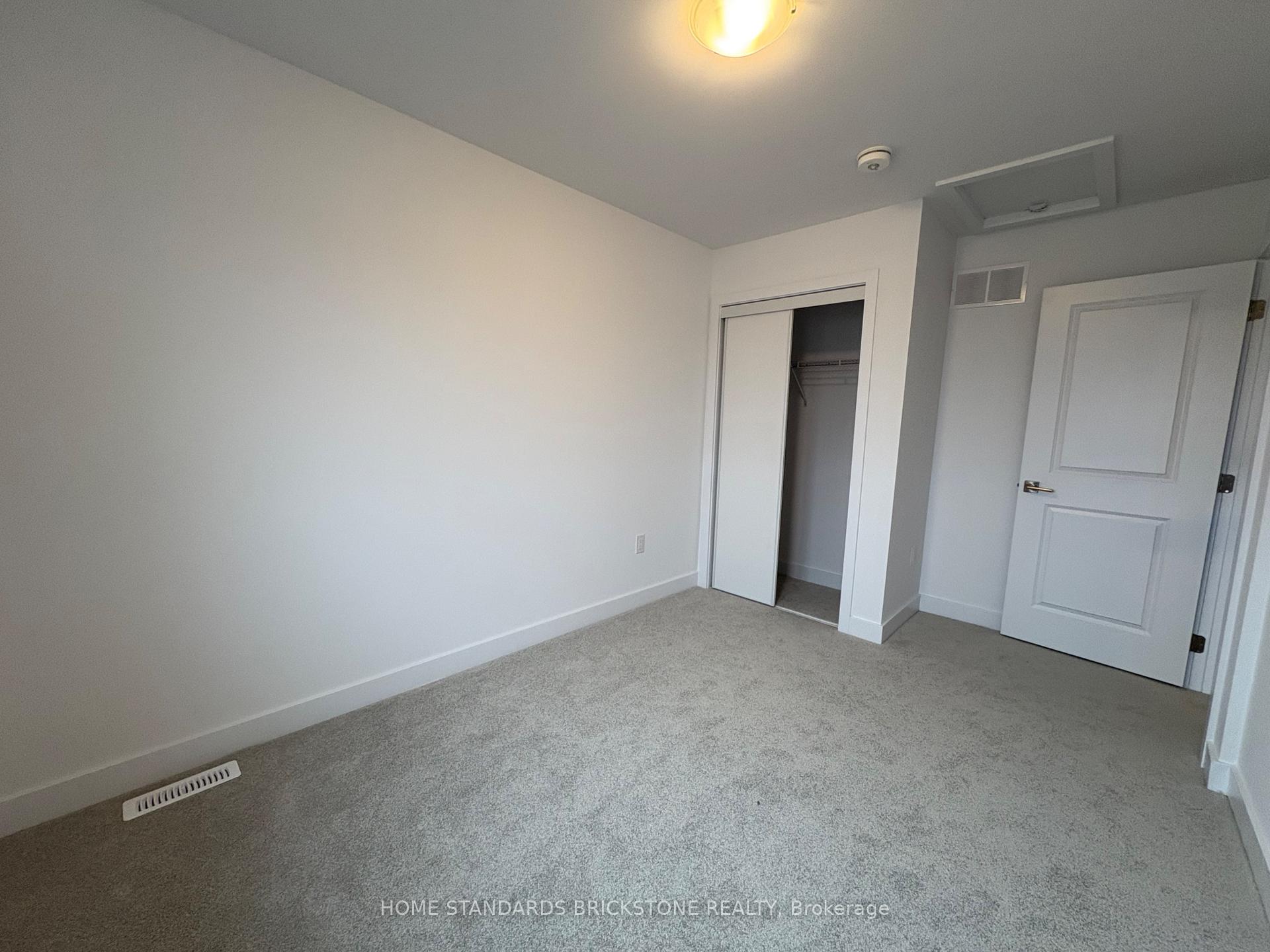 Photo 21 of 57 Gateway Drive, Barrie, Rural Barrie Southeast — HOMEH