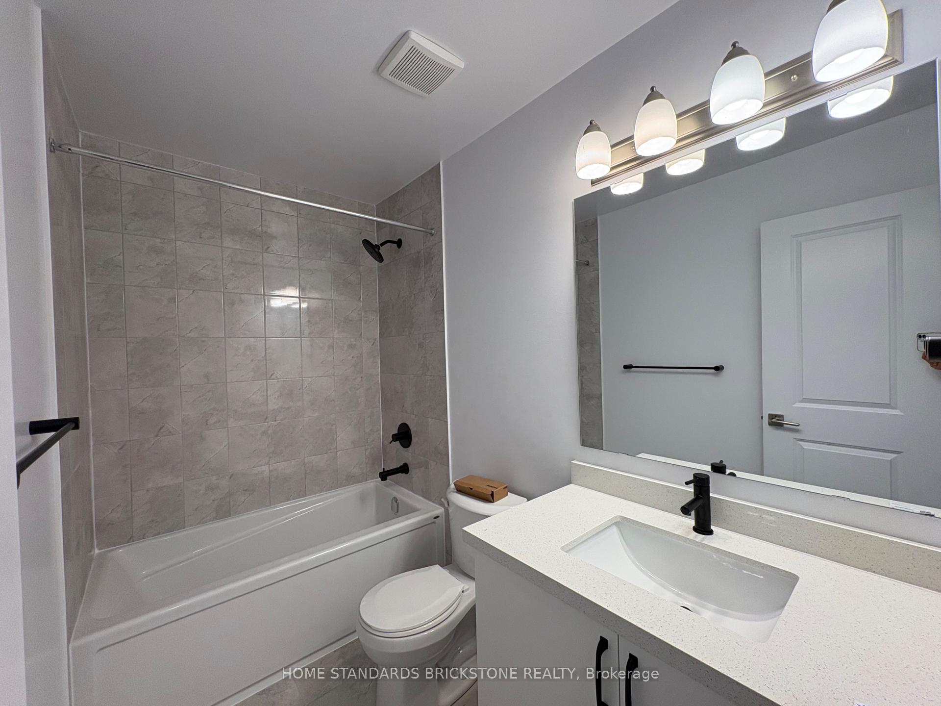 Photo 24 of 57 Gateway Drive, Barrie, Rural Barrie Southeast — HOMEH