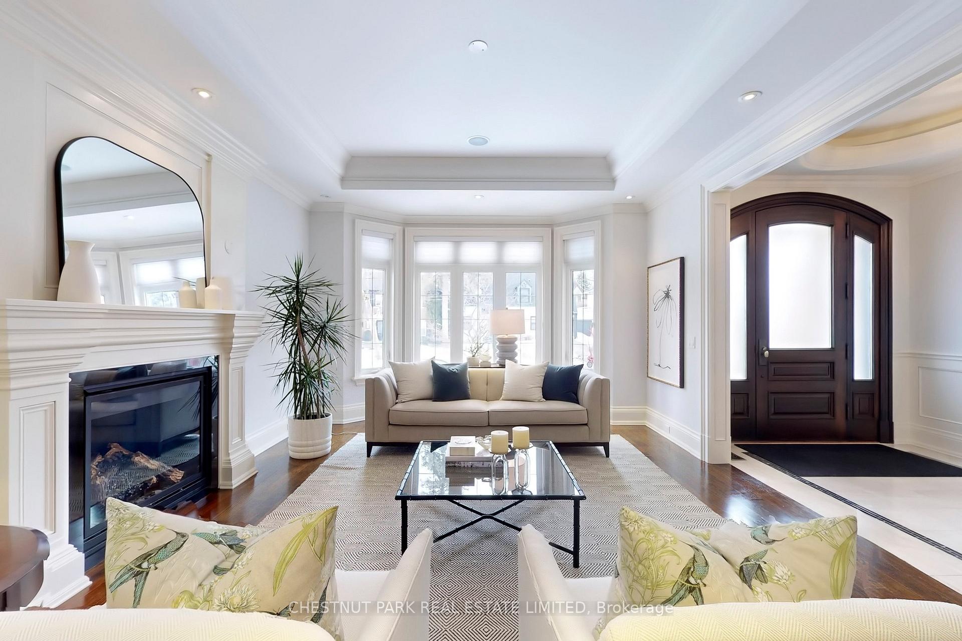 Photo 3 of 124 Cheltenham Avenue, Toronto, Lawrence Park South — HOMEH