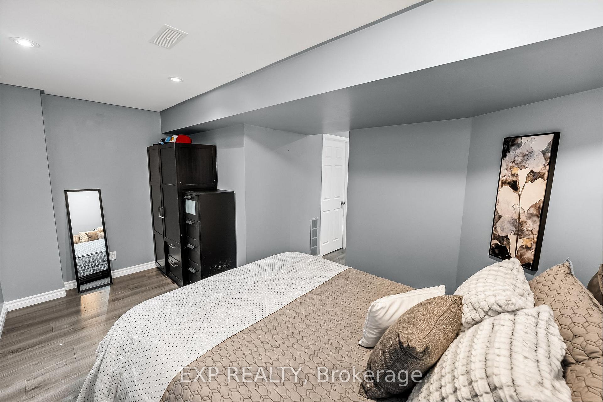 Photo 82 of 217 High Street, Clarington, Bowmanville — HOMEH