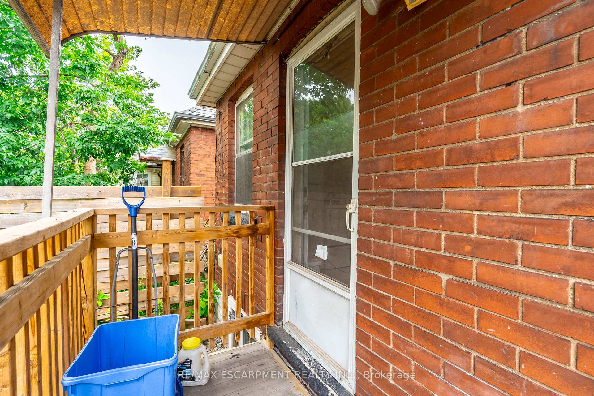 Photo 18 of 537 Ferguson Avenue N, Hamilton, North End — HOMEH