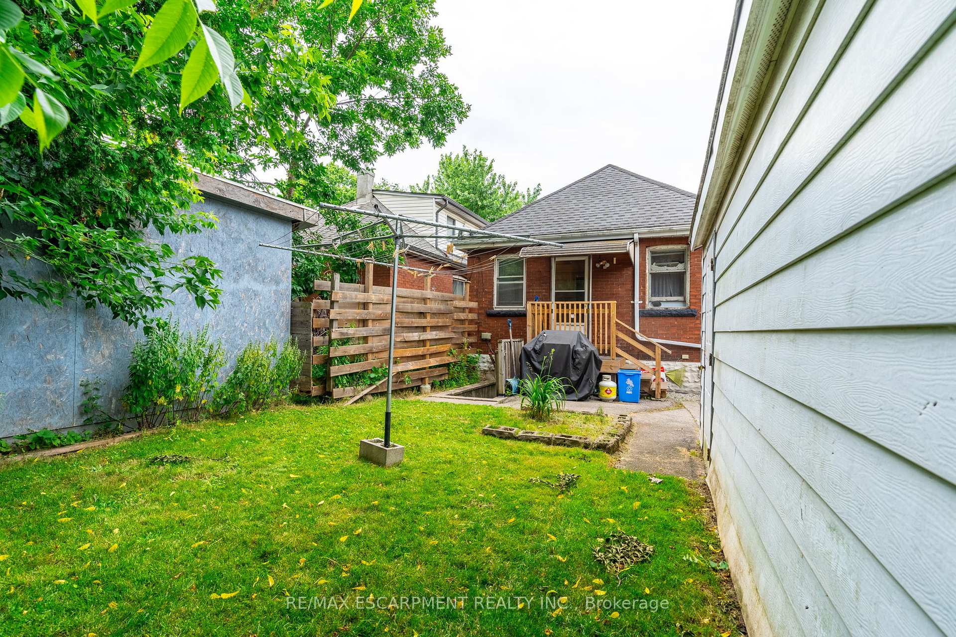 Photo 21 of 537 Ferguson Avenue N, Hamilton, North End — HOMEH