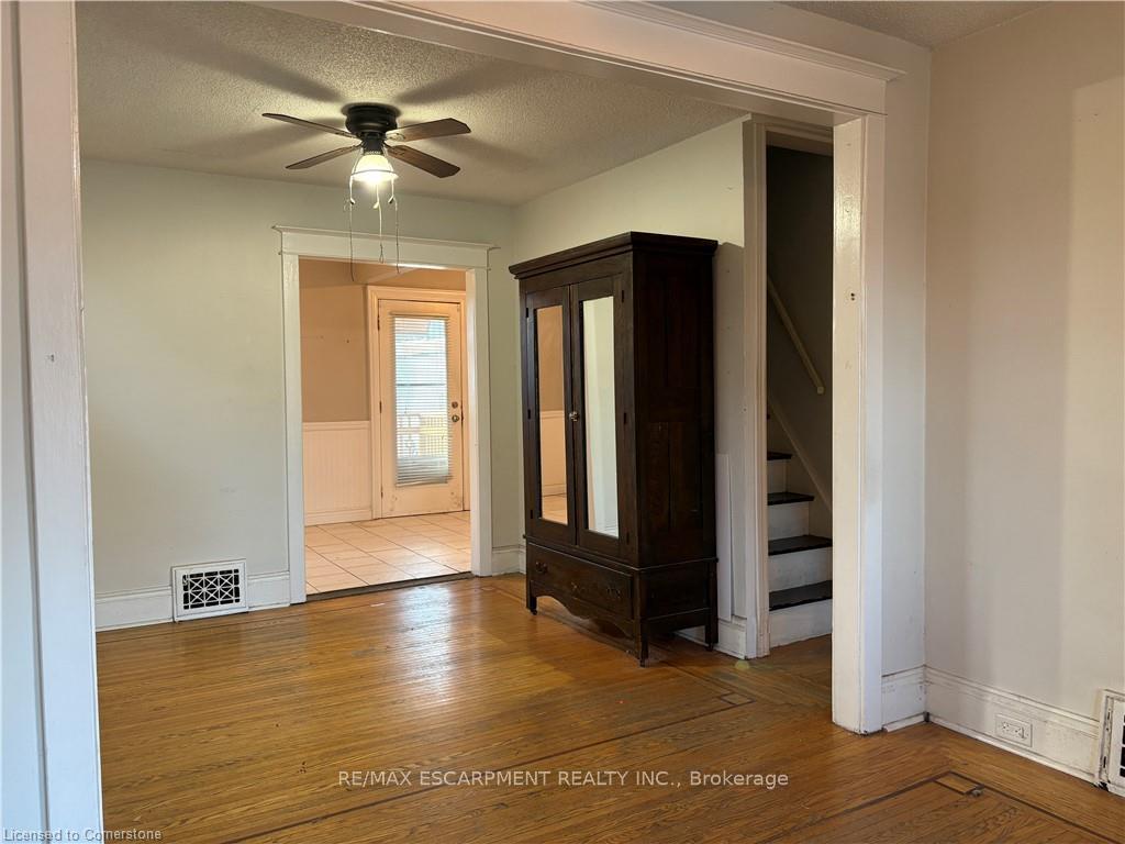 Photo 22 of 537 Ferguson Avenue N, Hamilton, North End — HOMEH