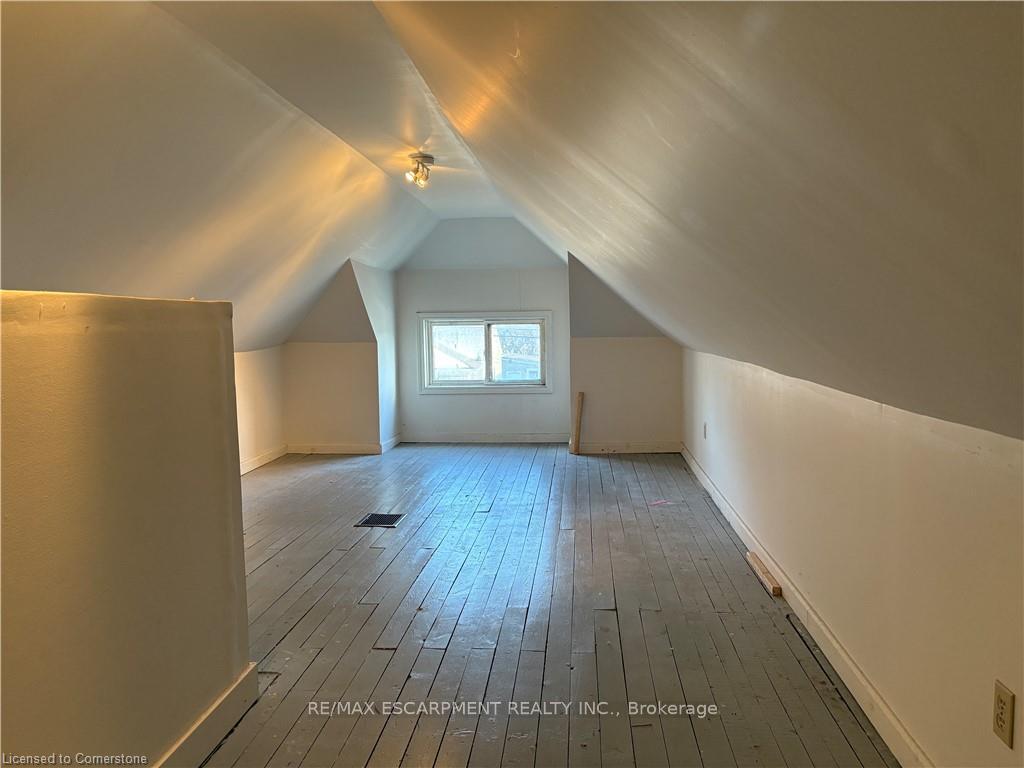 Photo 26 of 537 Ferguson Avenue N, Hamilton, North End — HOMEH