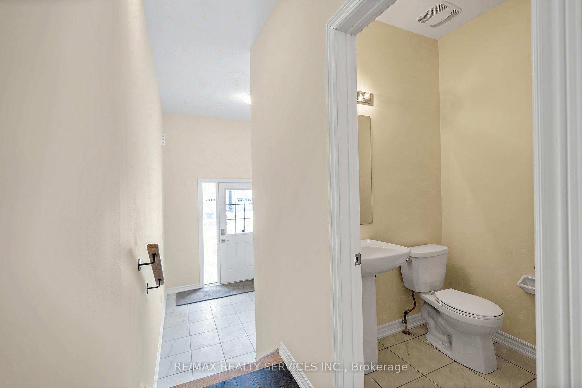 Photo 6 of 116 Robin Trail, Scugog, Port Perry — HOMEH