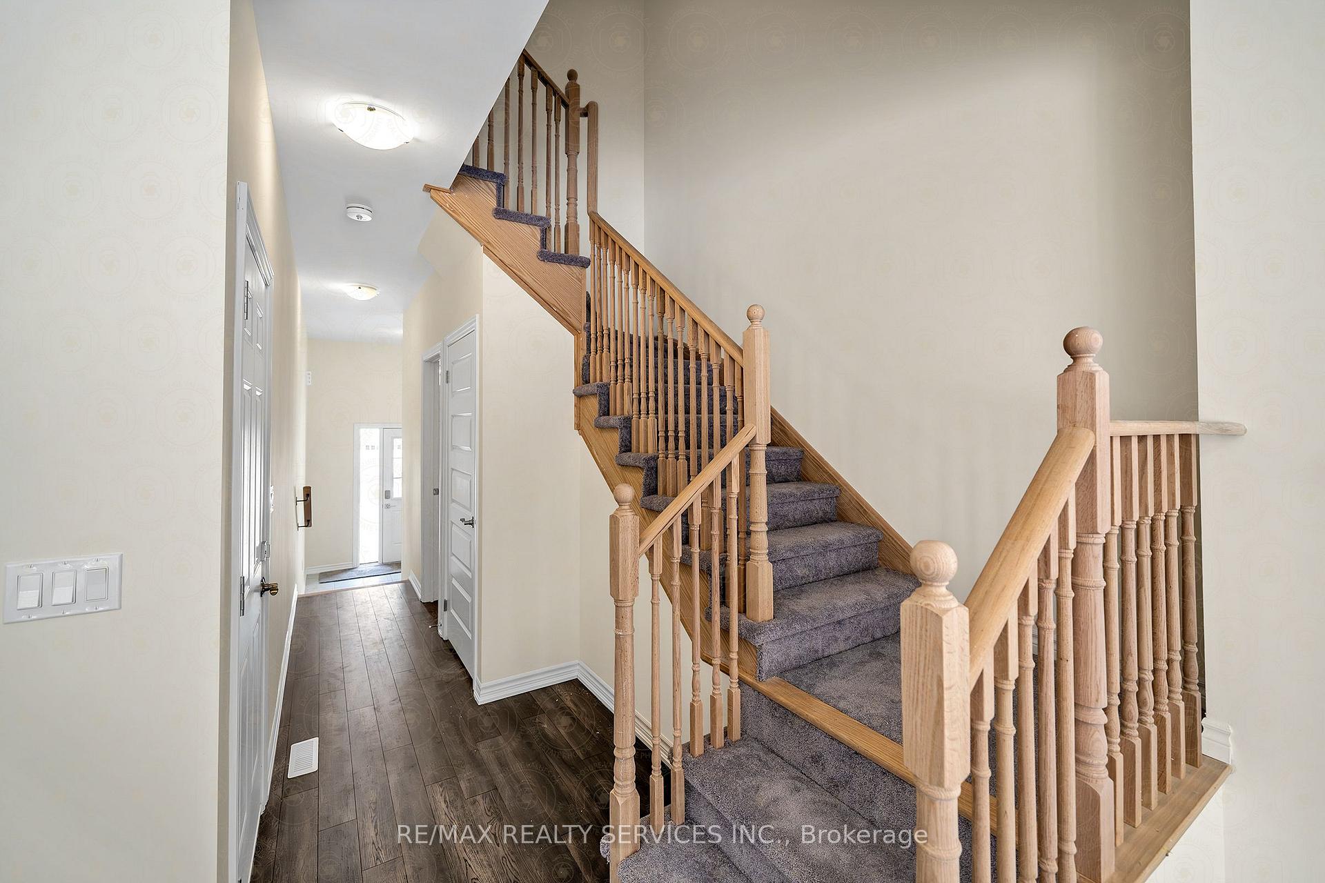 Photo 8 of 116 Robin Trail, Scugog, Port Perry — HOMEH