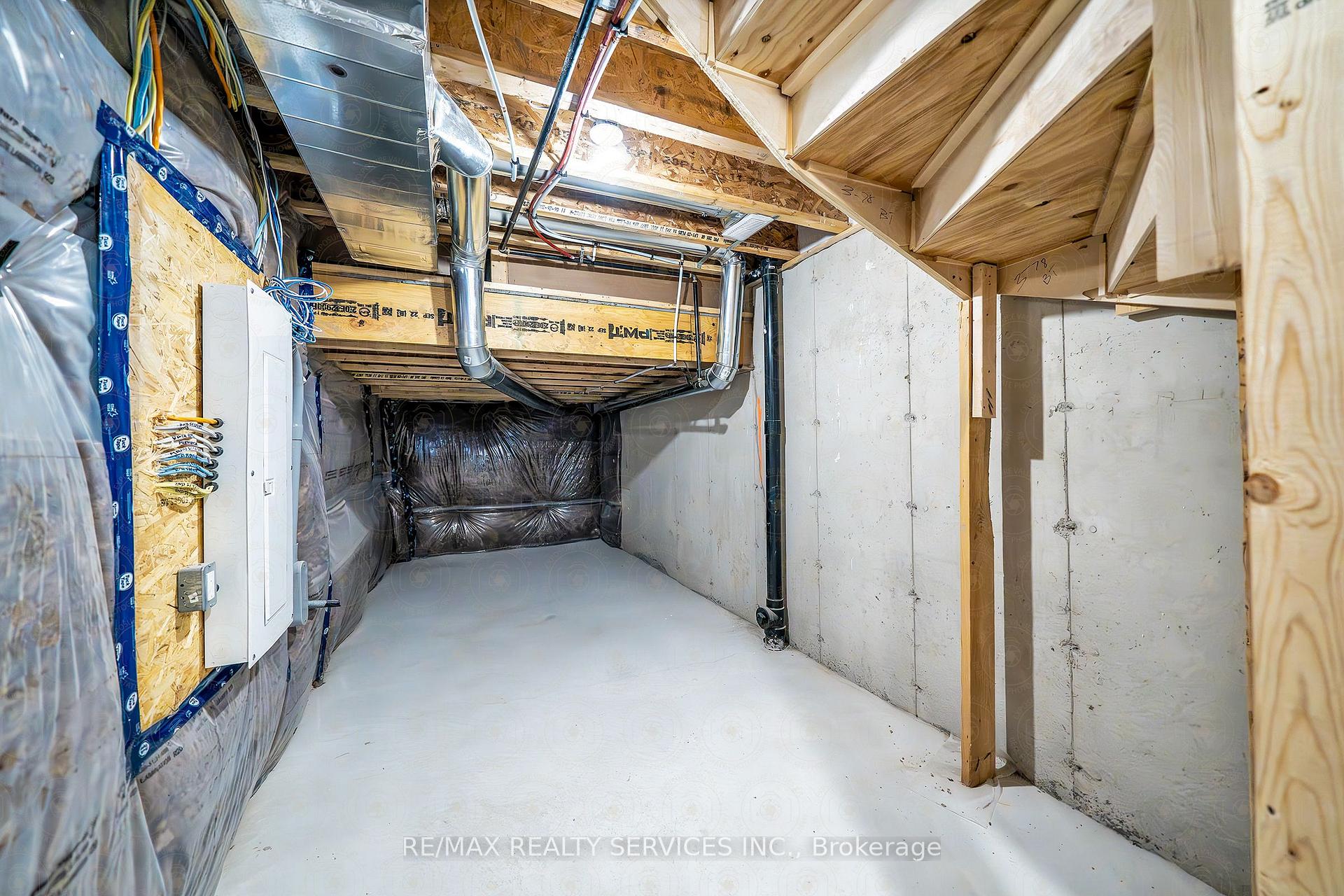 Photo 34 of 116 Robin Trail, Scugog, Port Perry — HOMEH