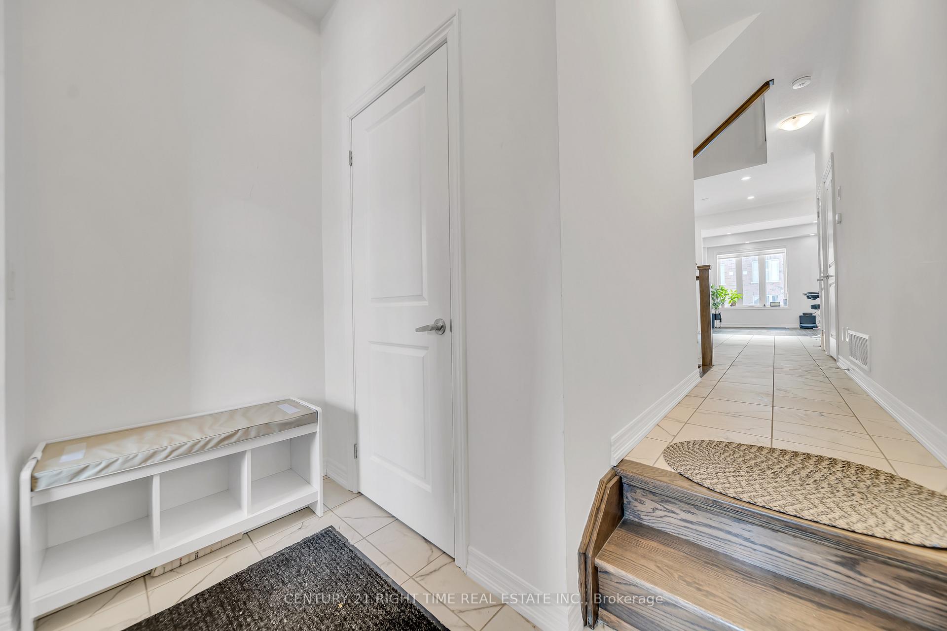 Photo 6 of 26 Roywood Street, Kitchener — HOMEH