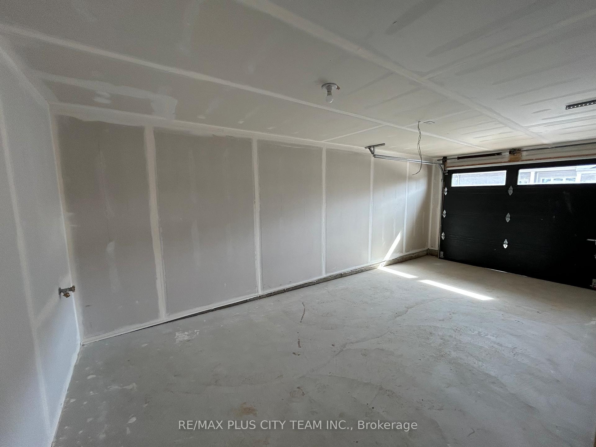 Photo 85 of 42 Balladry Boulevard, Perth East, Ellice — HOMEH