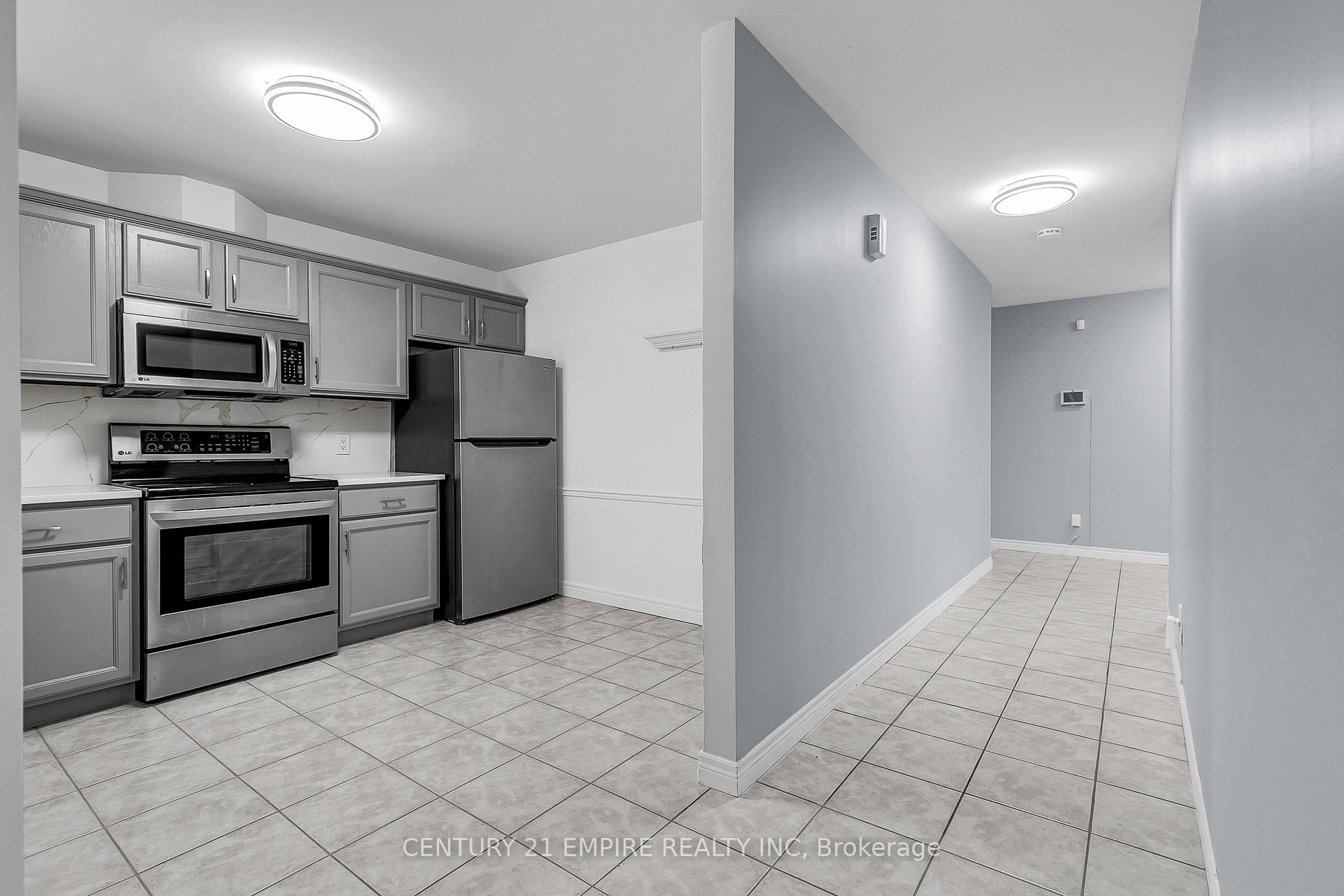 Photo 6 of Unit 3, 387 Jason Court, Tecumseh — HOMEH