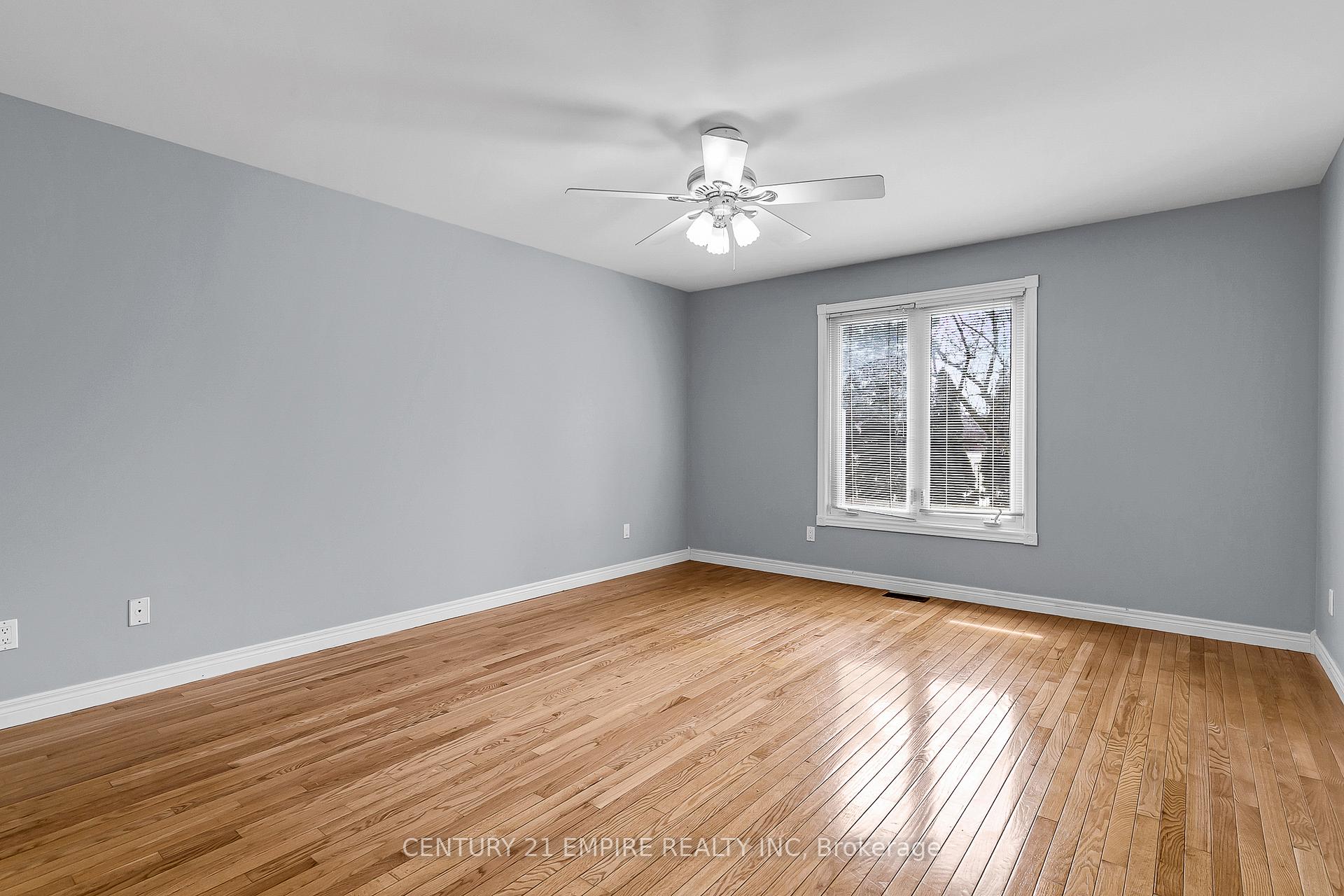 Photo 14 of Unit 3, 387 Jason Court, Tecumseh — HOMEH