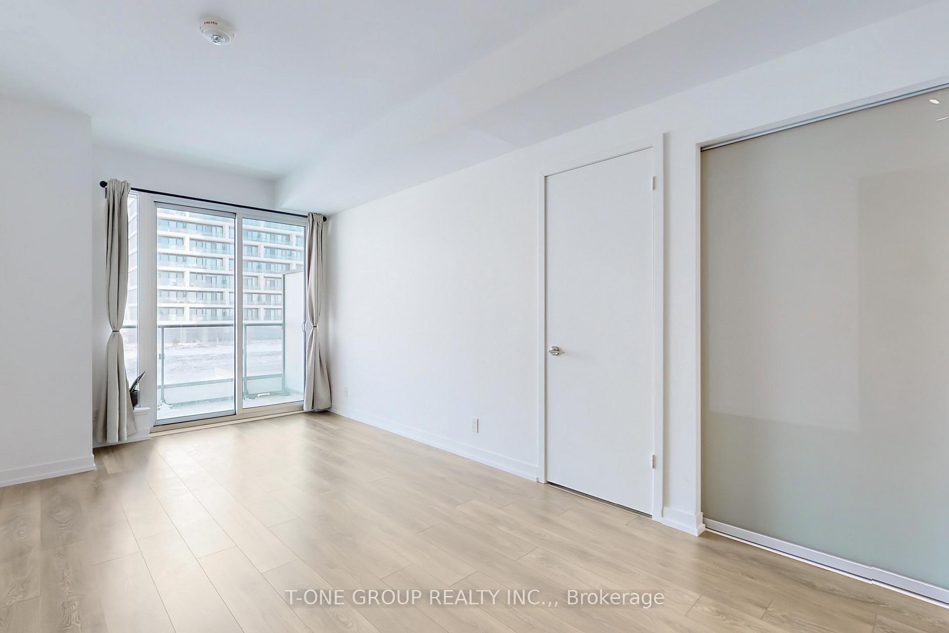 Photo 6 of Unit 1012, 5 Buttermill Avenue, Vaughan, Vaughan Corporate Centre — HOMEH