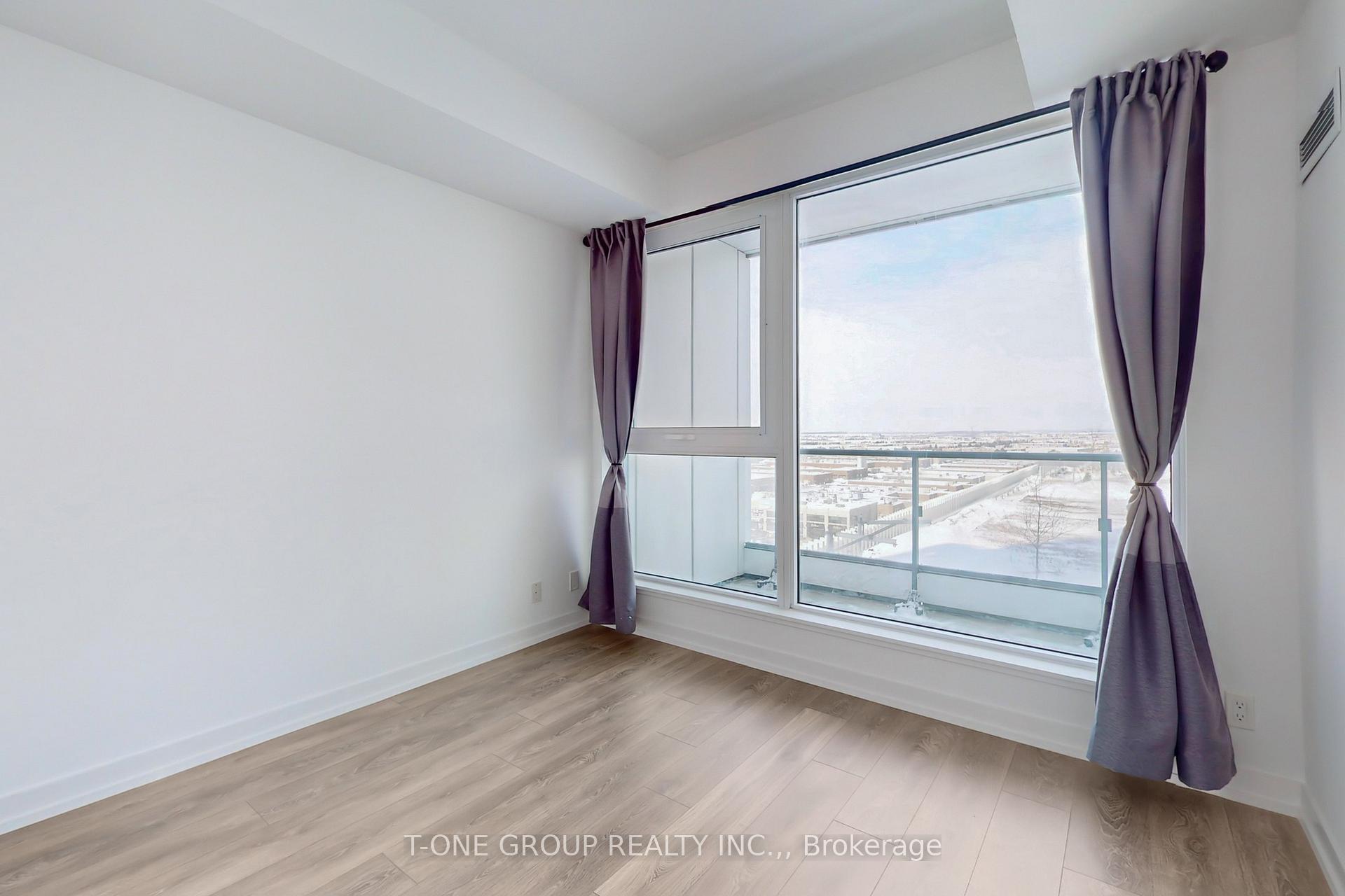 Photo 17 of Unit 1012, 5 Buttermill Avenue, Vaughan, Vaughan Corporate Centre — HOMEH