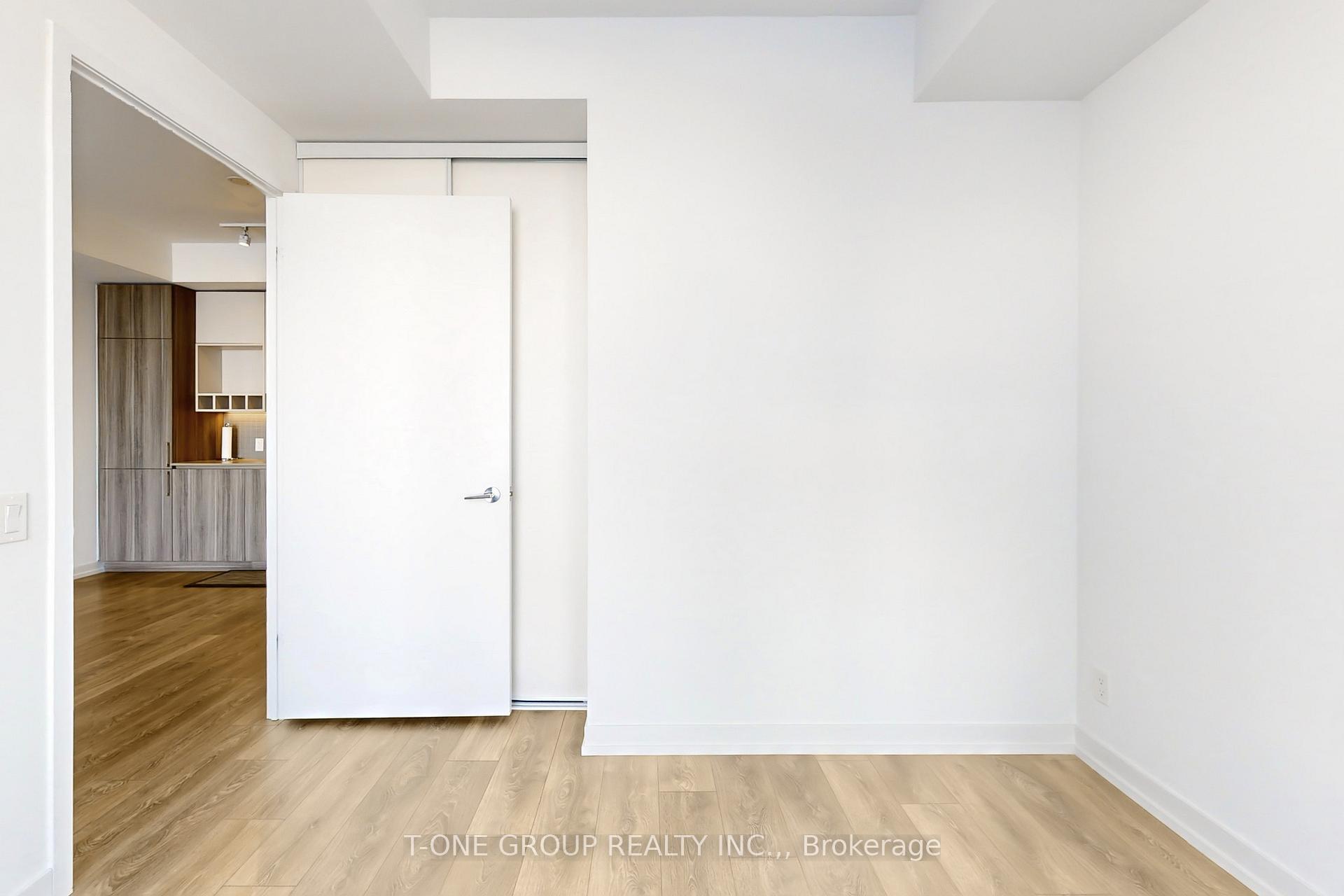 Photo 21 of Unit 1012, 5 Buttermill Avenue, Vaughan, Vaughan Corporate Centre — HOMEH