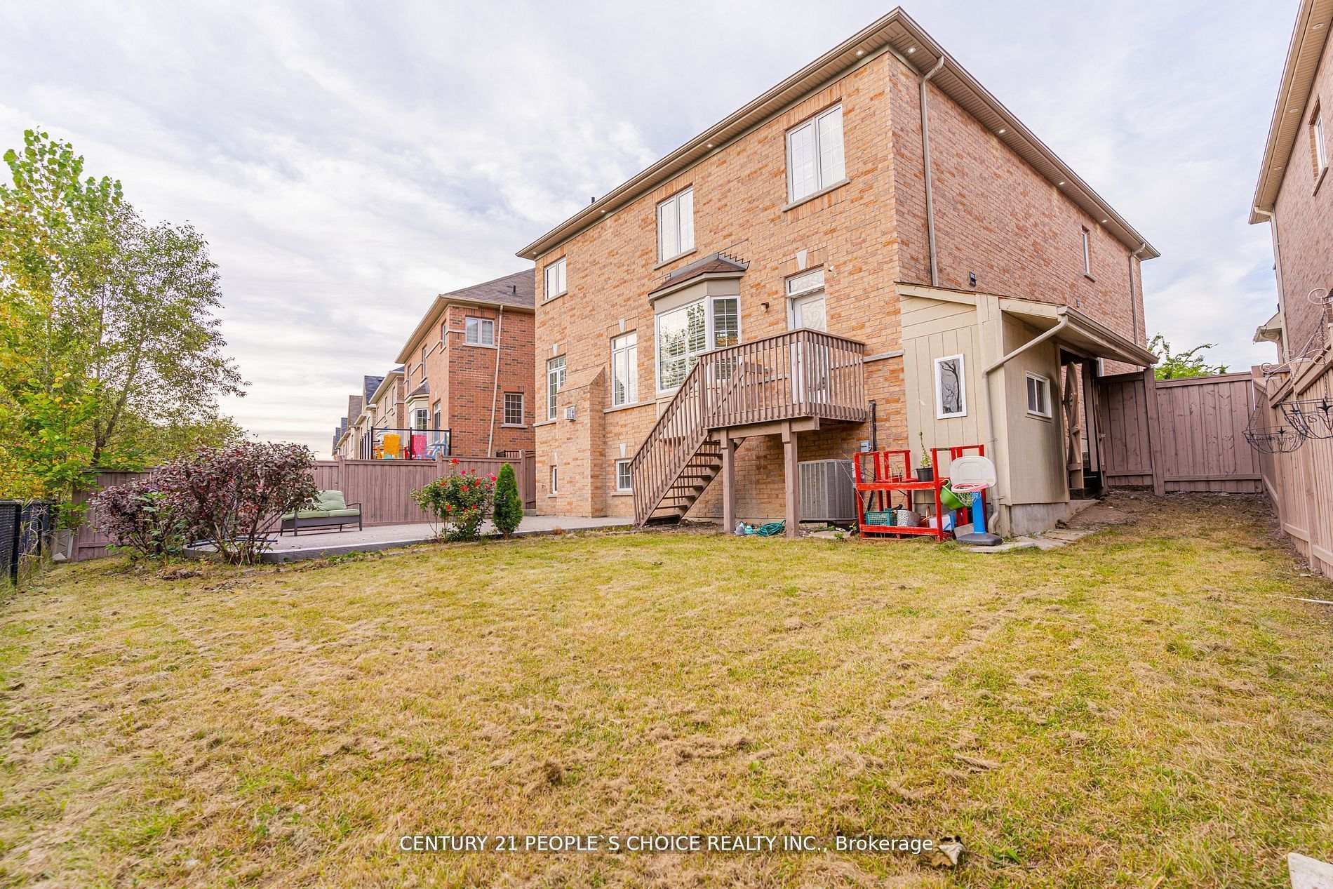 Photo 35 of 203 Allegro Drive, Brampton, Credit Valley — HOMEH