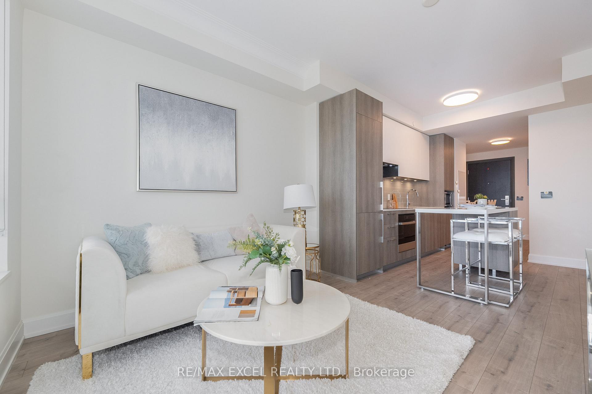 Photo 2 of Unit 2011, 8 Water Walk Drive, Markham, Unionville — HOMEH