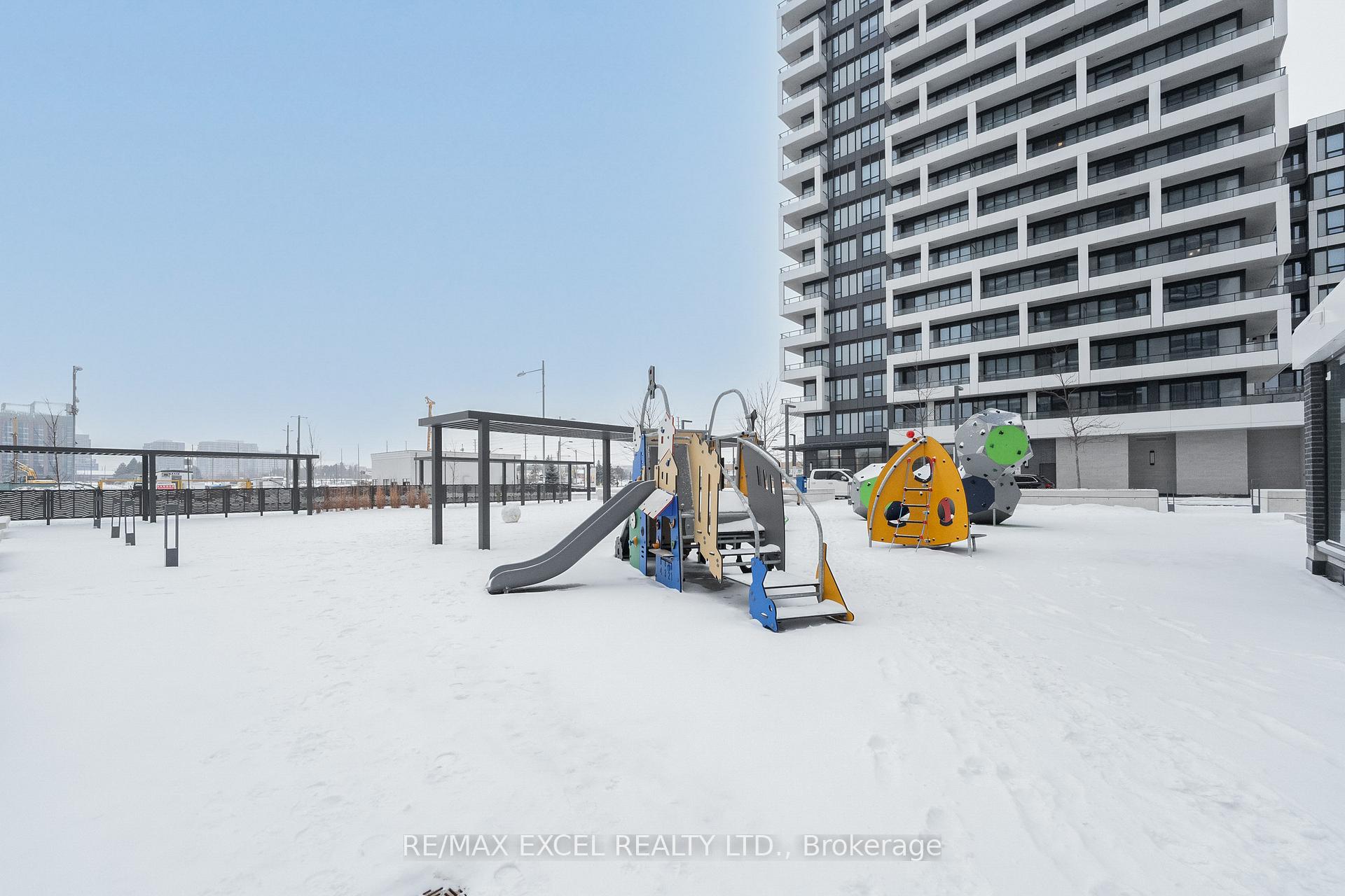 Photo 29 of Unit 2011, 8 Water Walk Drive, Markham, Unionville — HOMEH