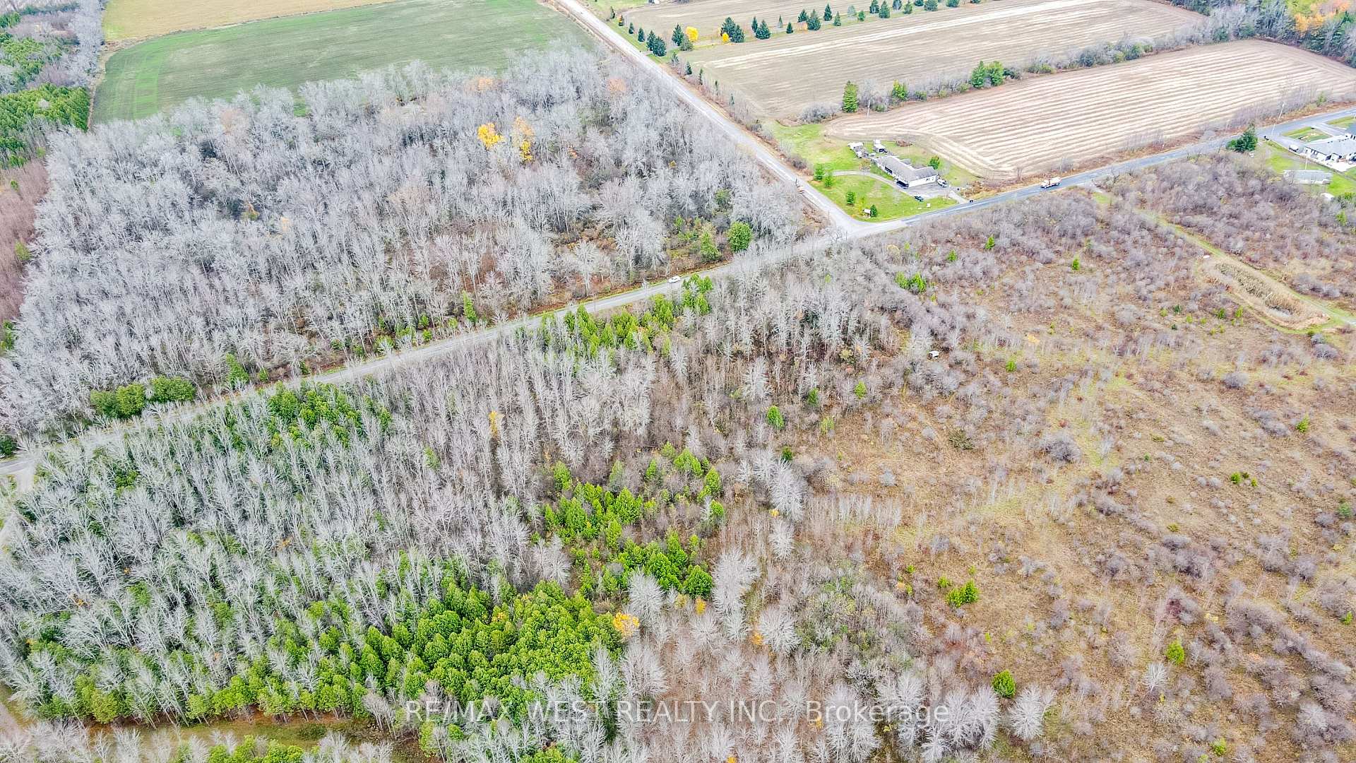 Photo 5 of Unit 1, 2864 Concession Rd A, Ramara, Brechin — HOMEH
