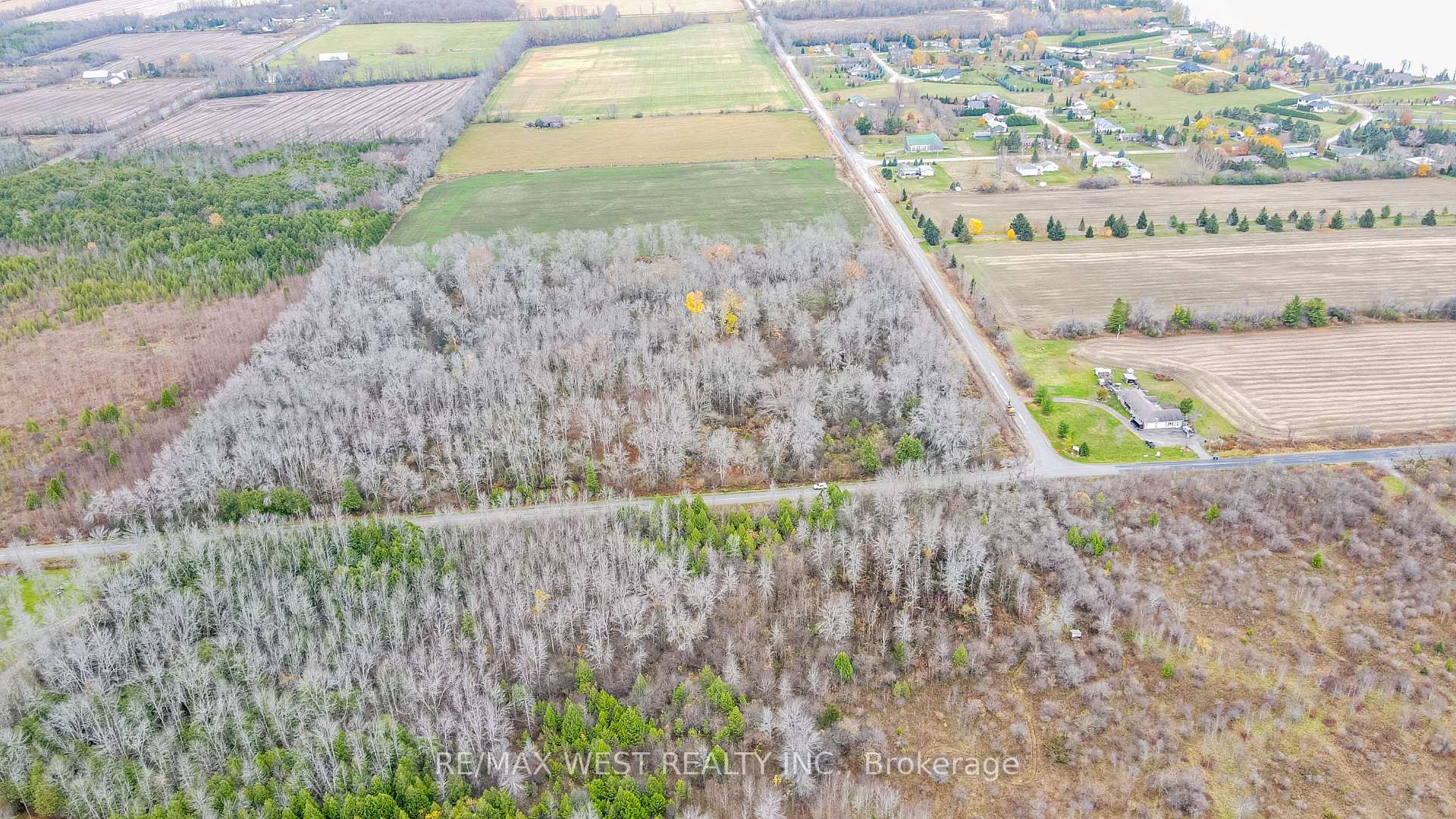 Photo 16 of Unit 3, 2864 Concession Rd A, Ramara, Brechin — HOMEH