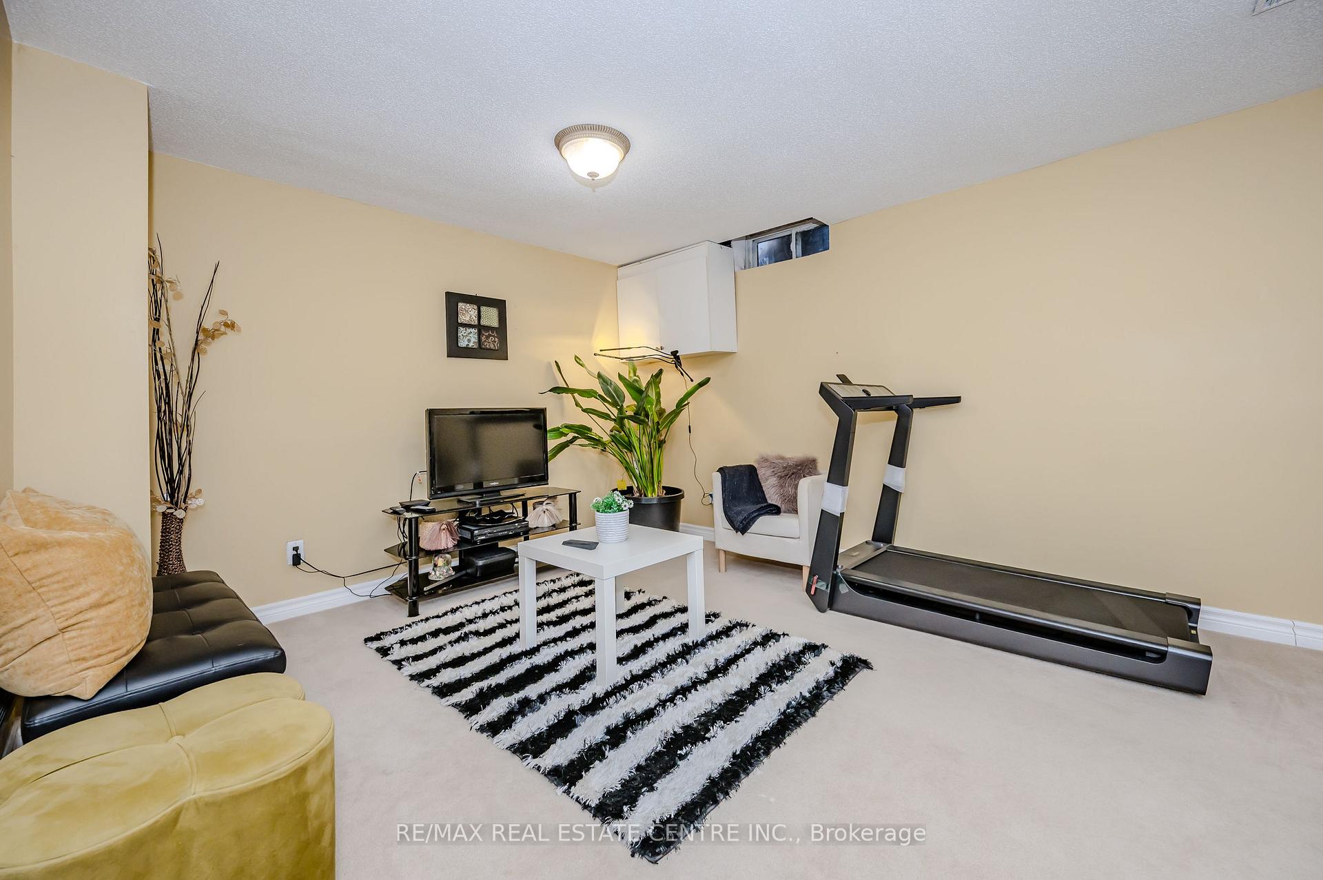 Photo 21 of Unit 51, 81 Hansen Road N, Brampton, Madoc — HOMEH