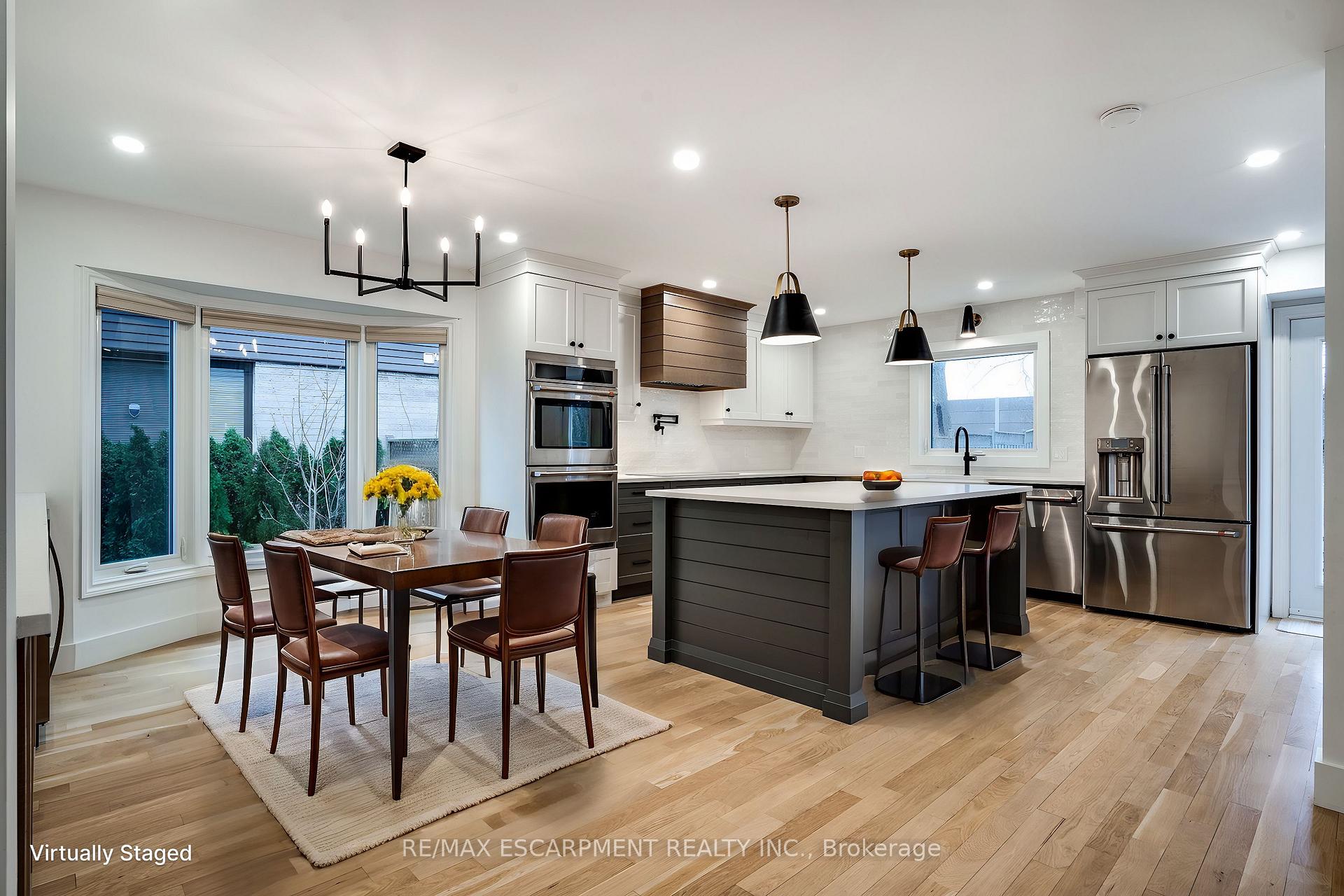 Photo 6 of 379 Devonshire Terrace, Hamilton, Ancaster — HOMEH