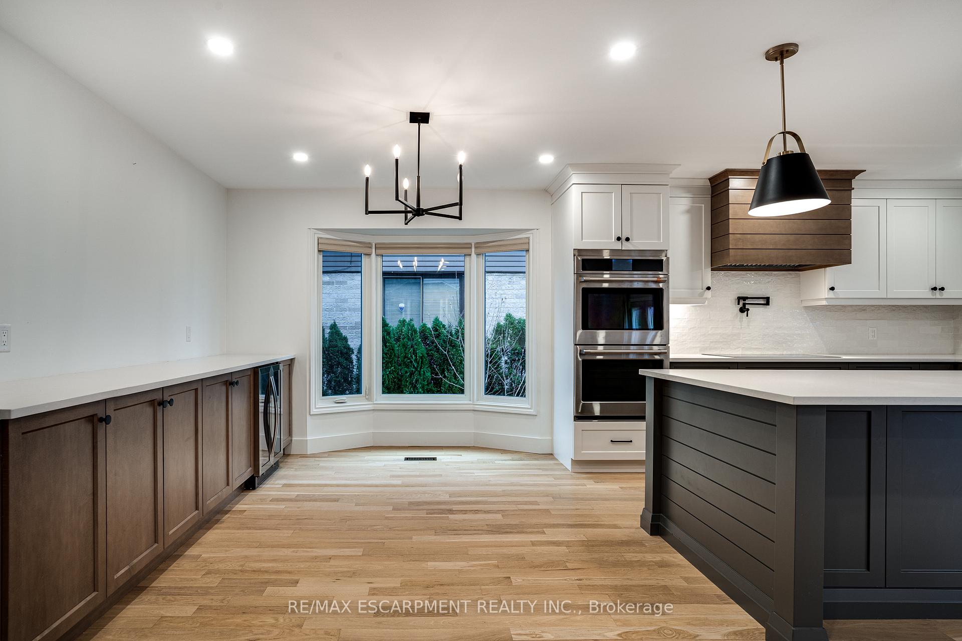 Photo 62 of 379 Devonshire Terrace, Hamilton, Ancaster — HOMEH